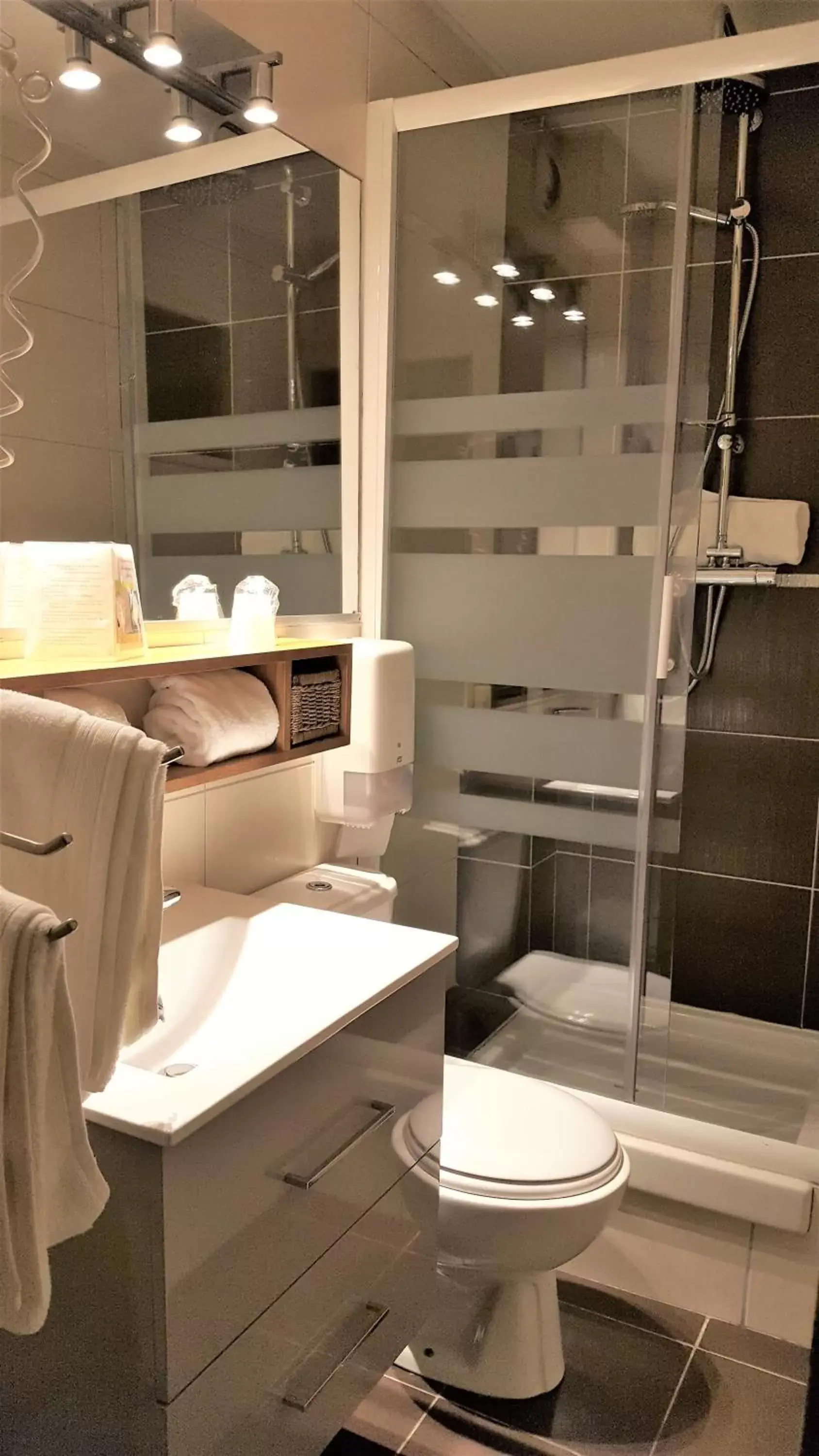 Classic Double Room in Les Gourmets - Chalet Hotel Classic Double Room in Les Gourmets - Chalet Hotel