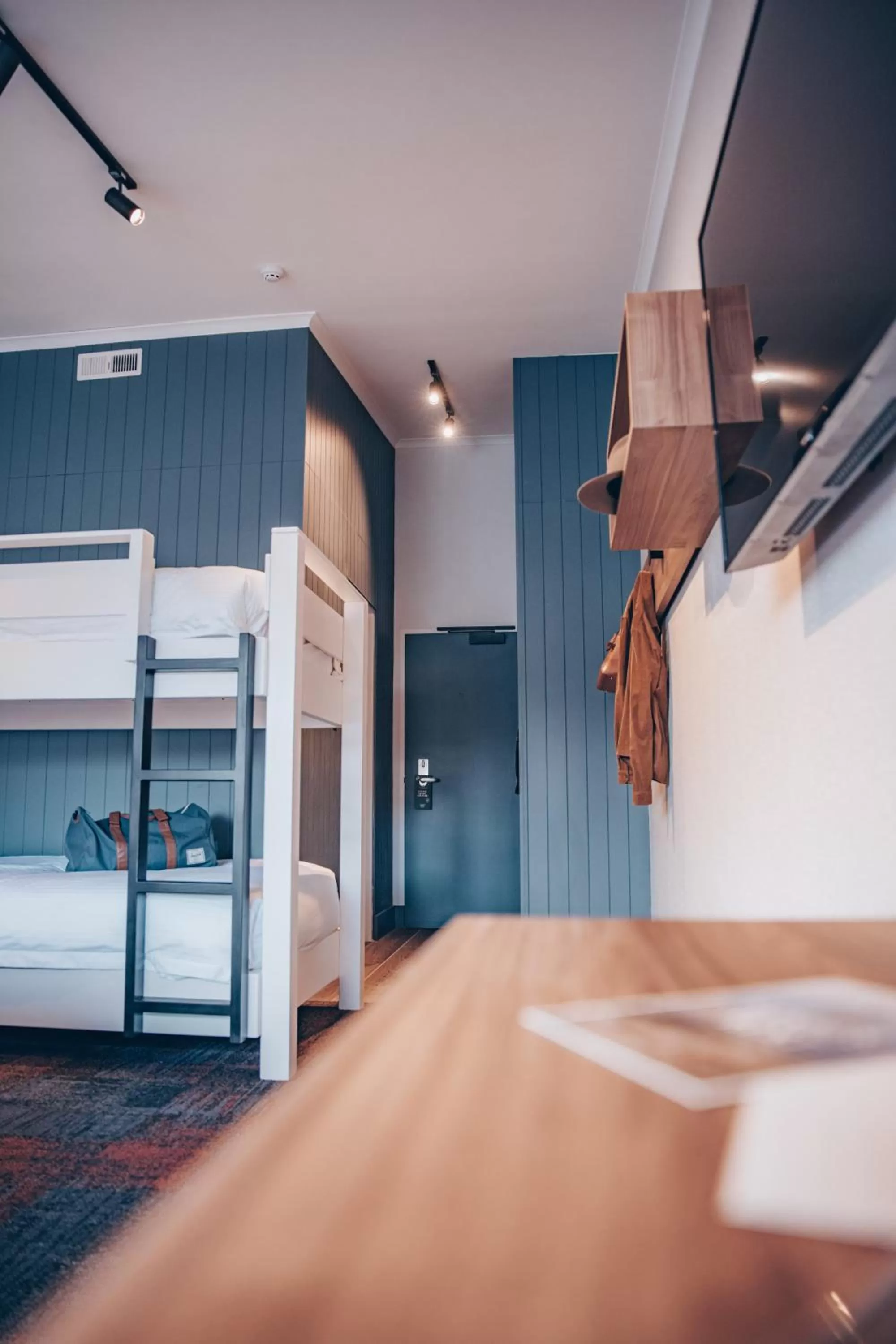 bunk bed, Bed in Banjo Paterson Inn