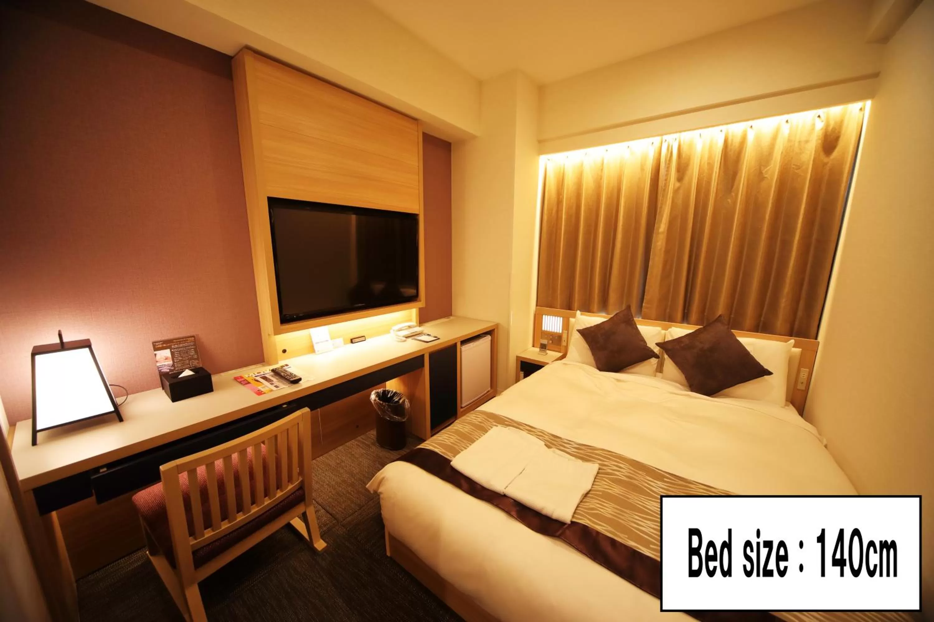 Photo of the whole room, Bed in Hotel Sunroute Asakusa