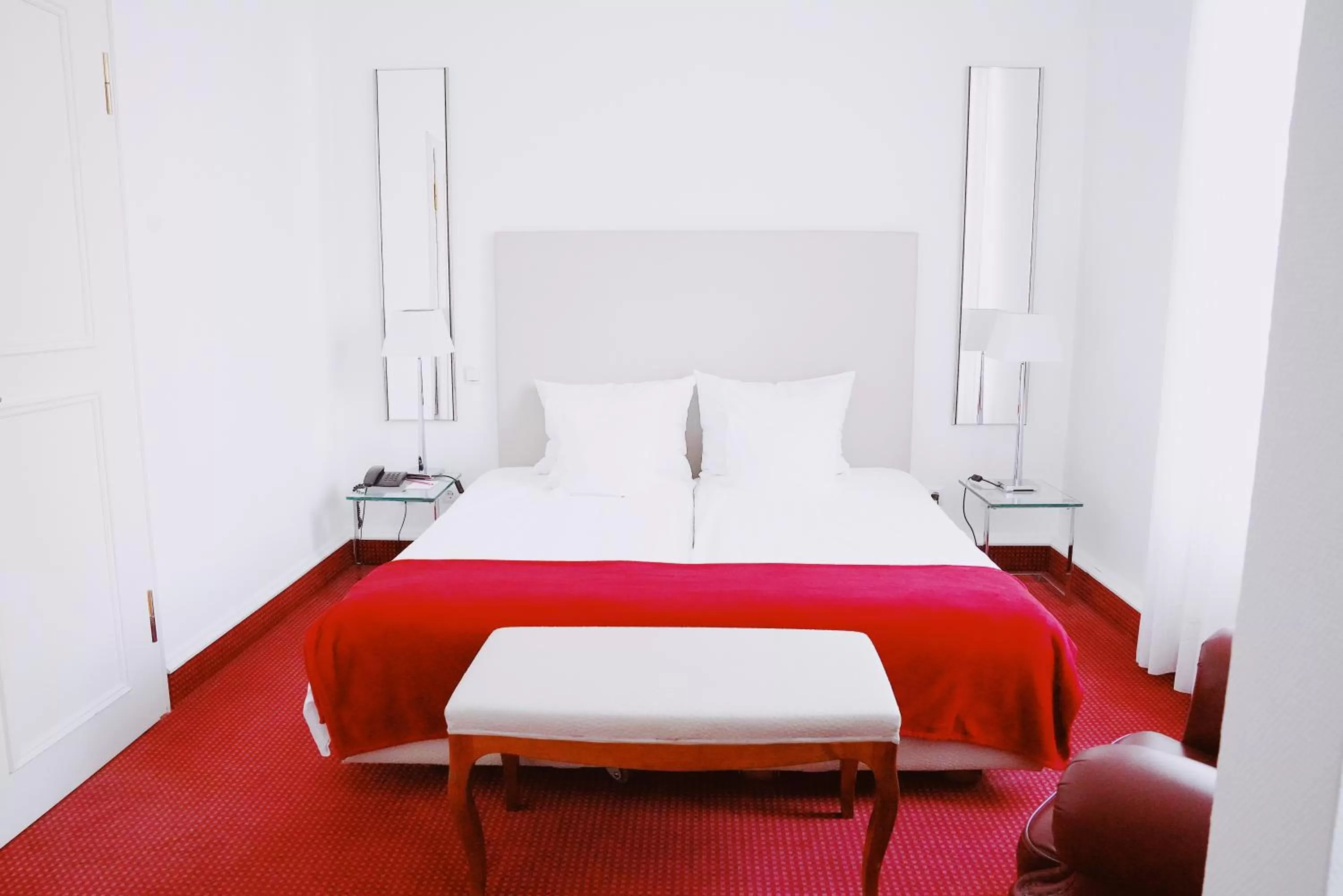 Photo of the whole room, Bed in Hotel Bamberger Hof Bellevue