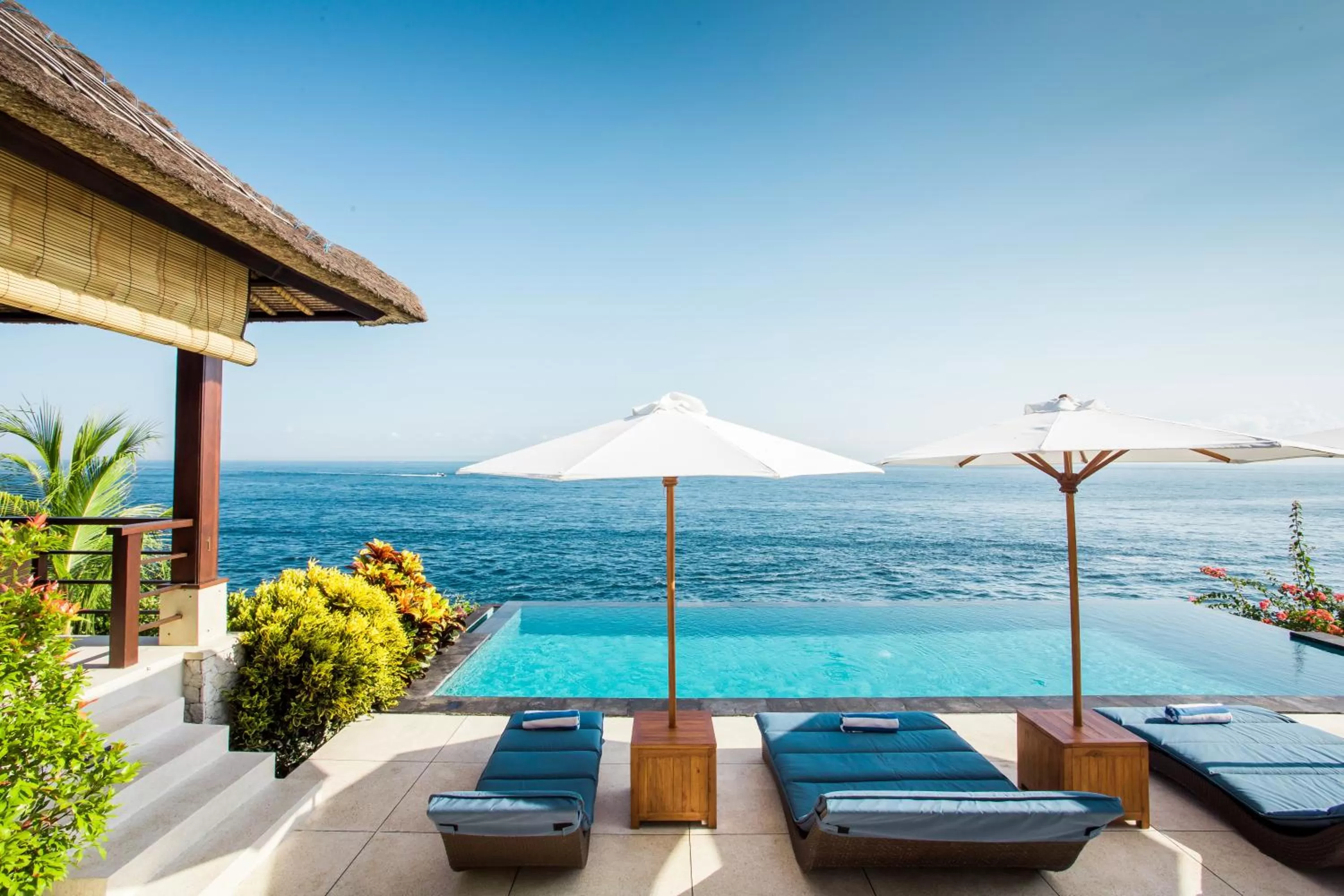 Mountain view, Swimming Pool in The Point Resort Lembongan