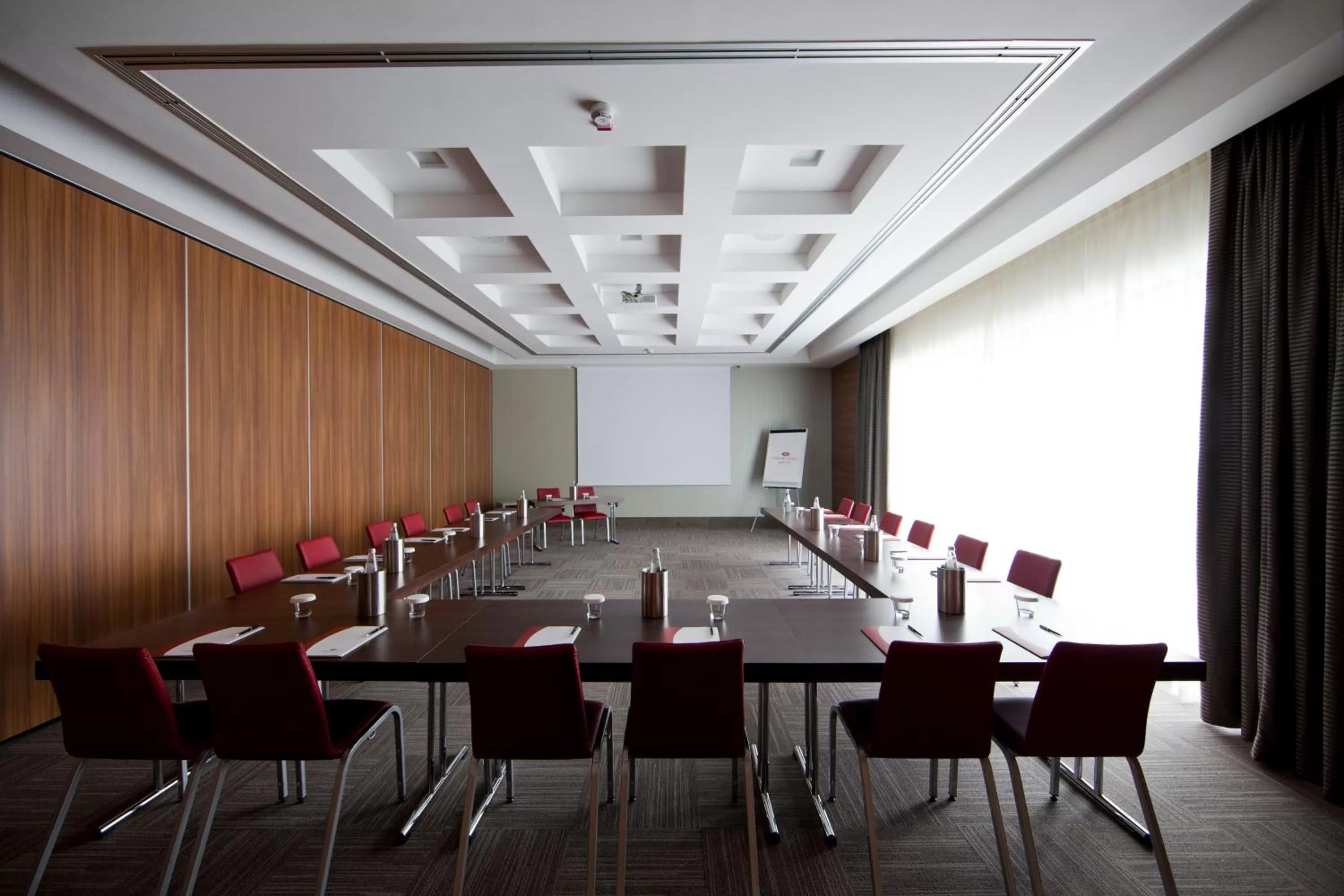 Meeting/conference room in Crowne Plaza Verona Fiera by IHG