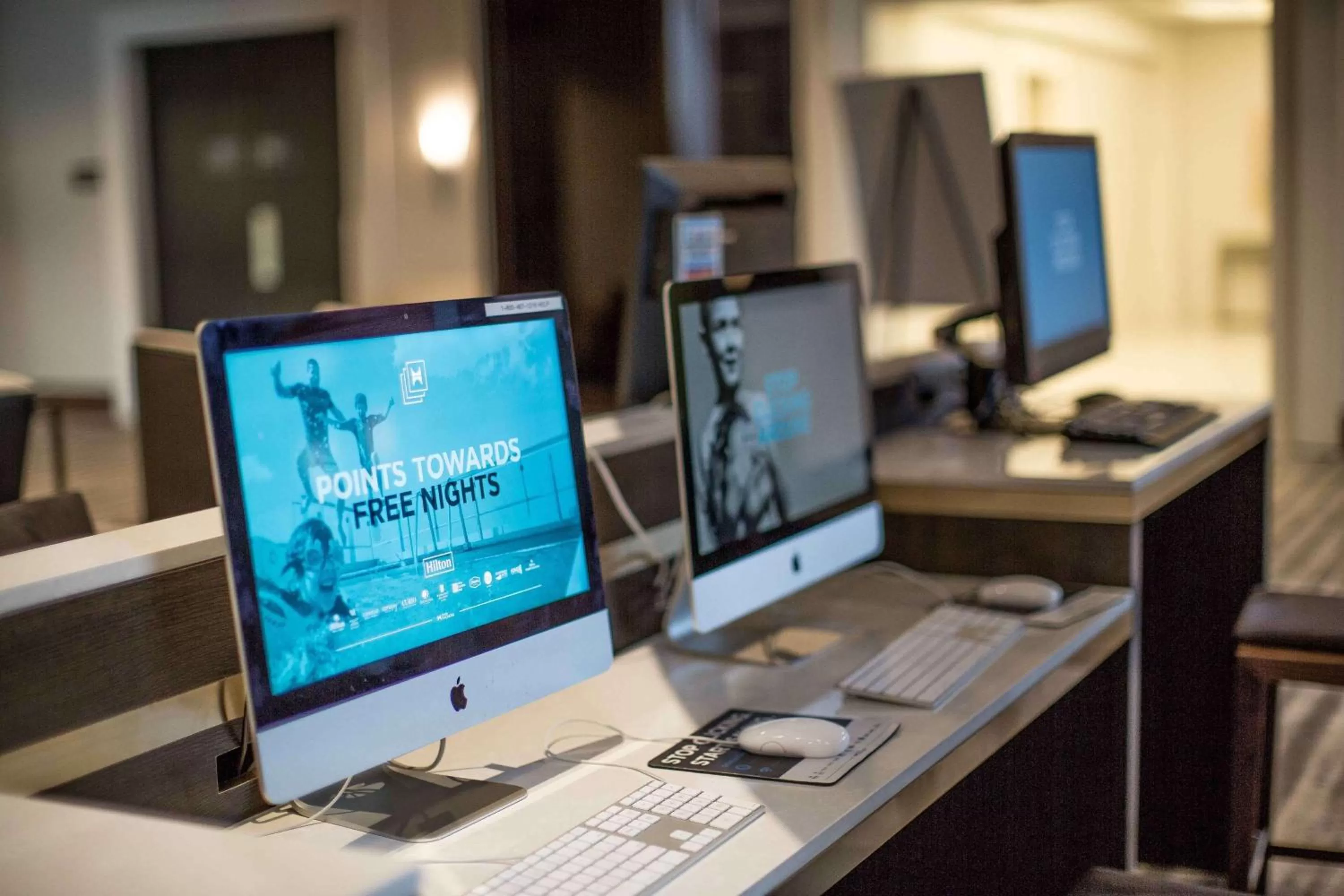 Business facilities in Hilton Newark Airport