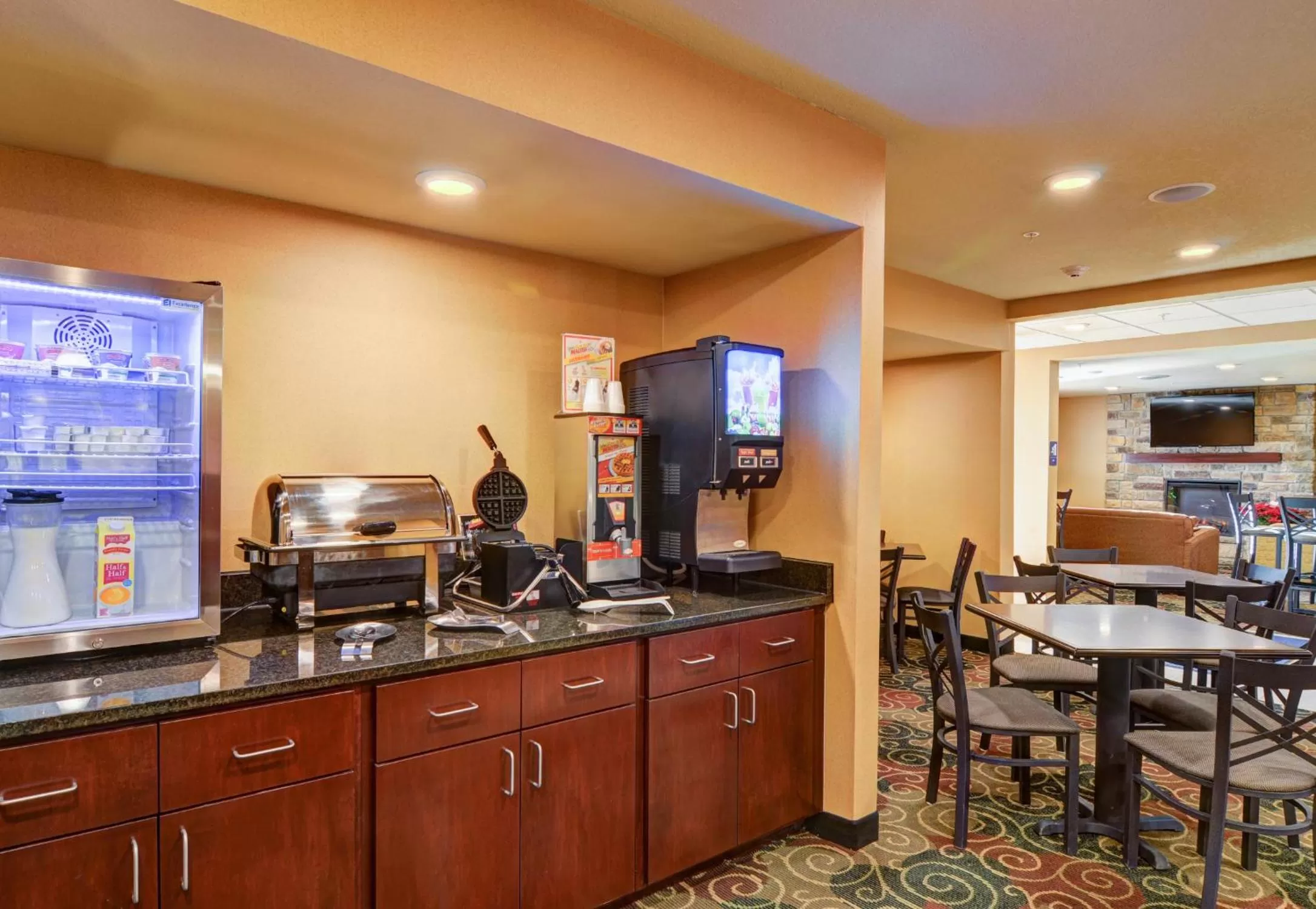 Buffet breakfast in Cobblestone Hotel & Suites - Punxsutawney