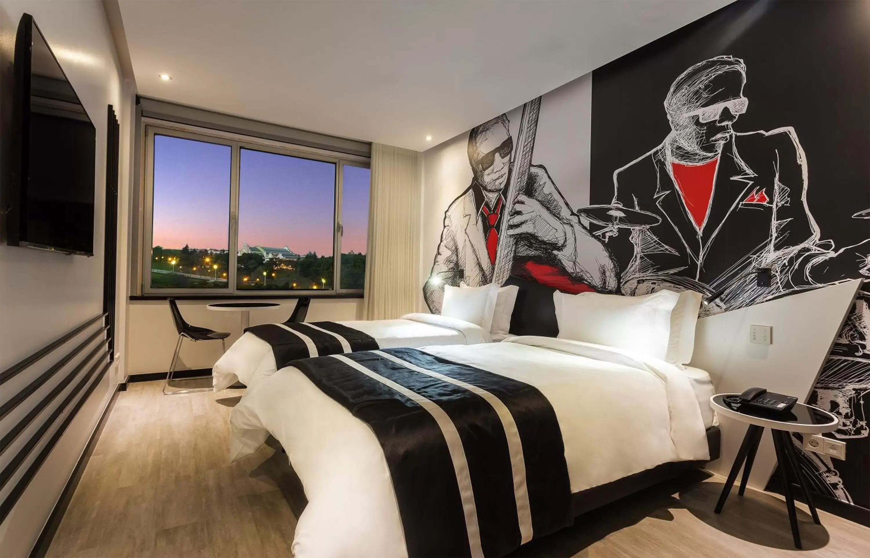 Harmony Twin Room in HF Fenix Music Harmony Twin Room in HF Fenix Music