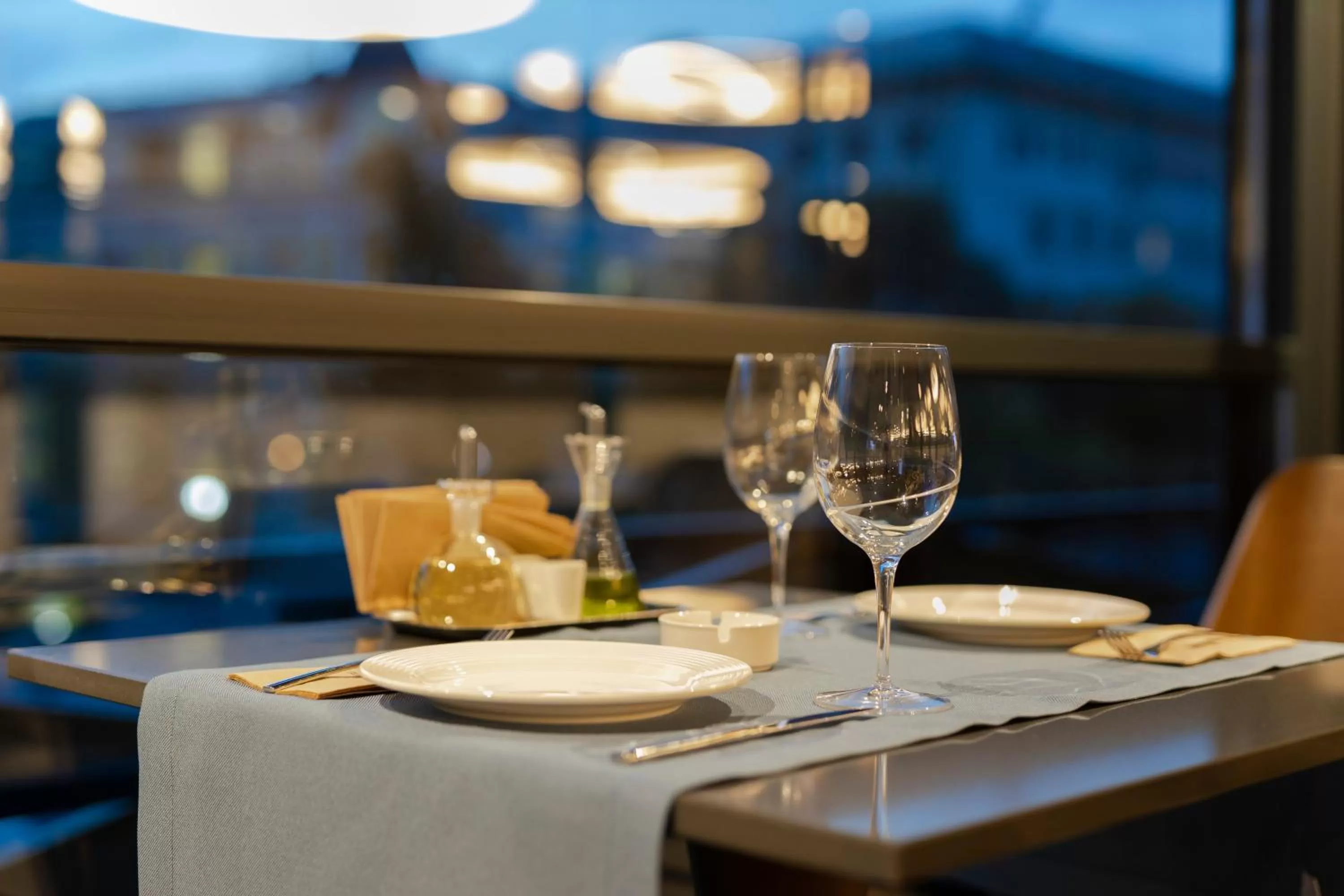 Restaurant/places to eat in Hotel Bulgaria