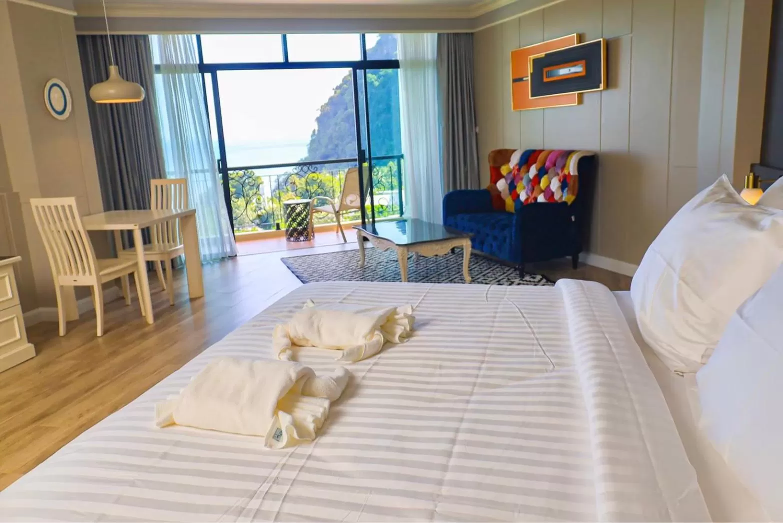 Photo of the whole room, Bed in Heaven View Krabi SHA