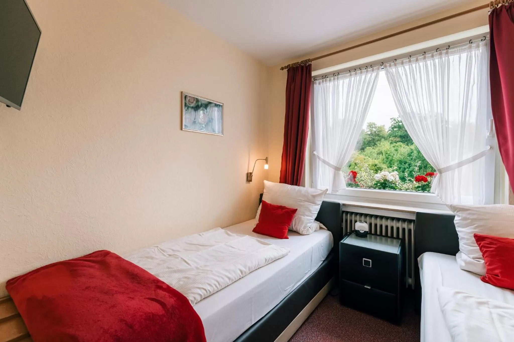 Photo of the whole room, Bed in Hotel Hasenjäger