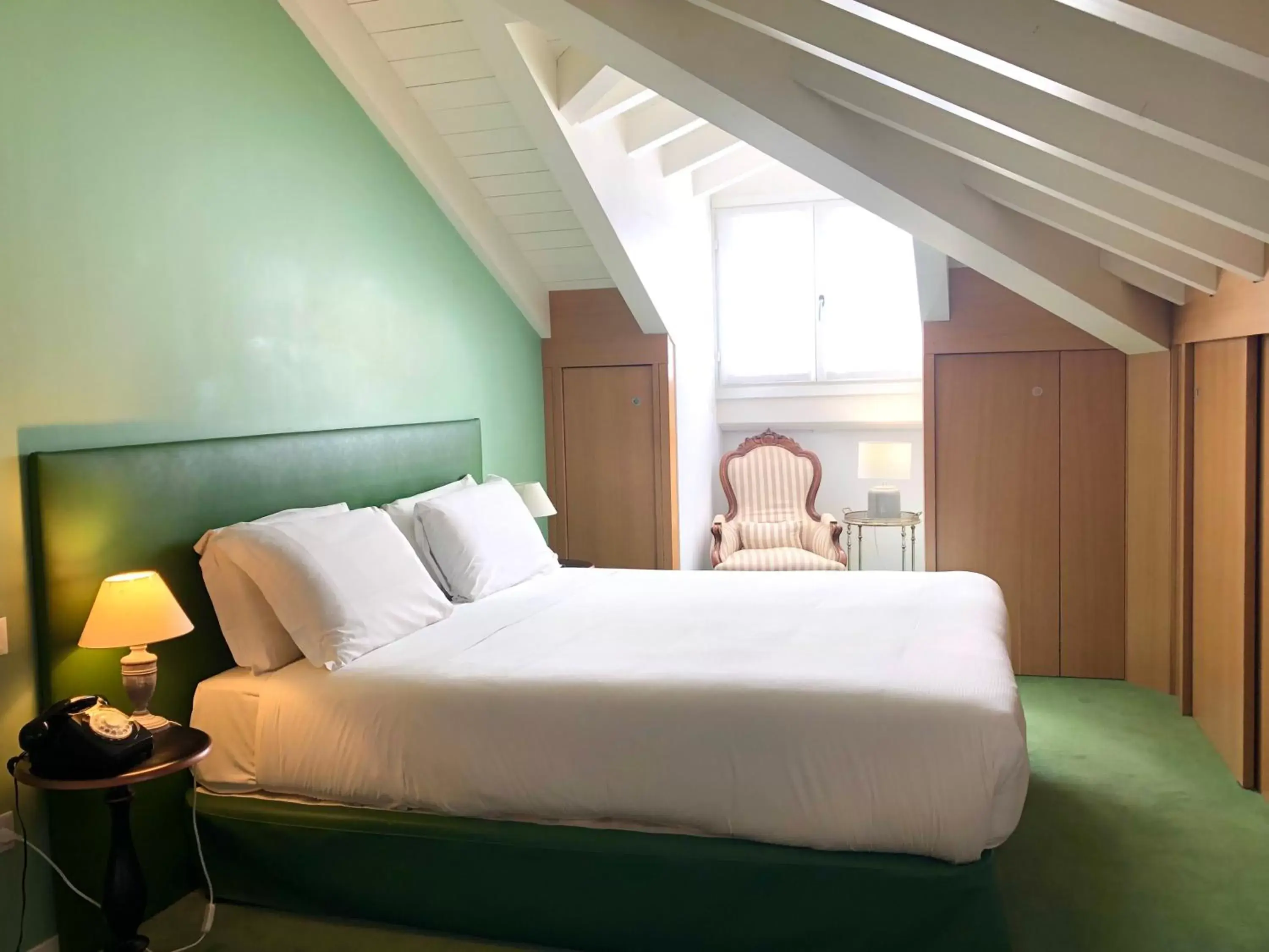 King Room in Antica Locanda Leonardo King Room in Antica Locanda Leonardo