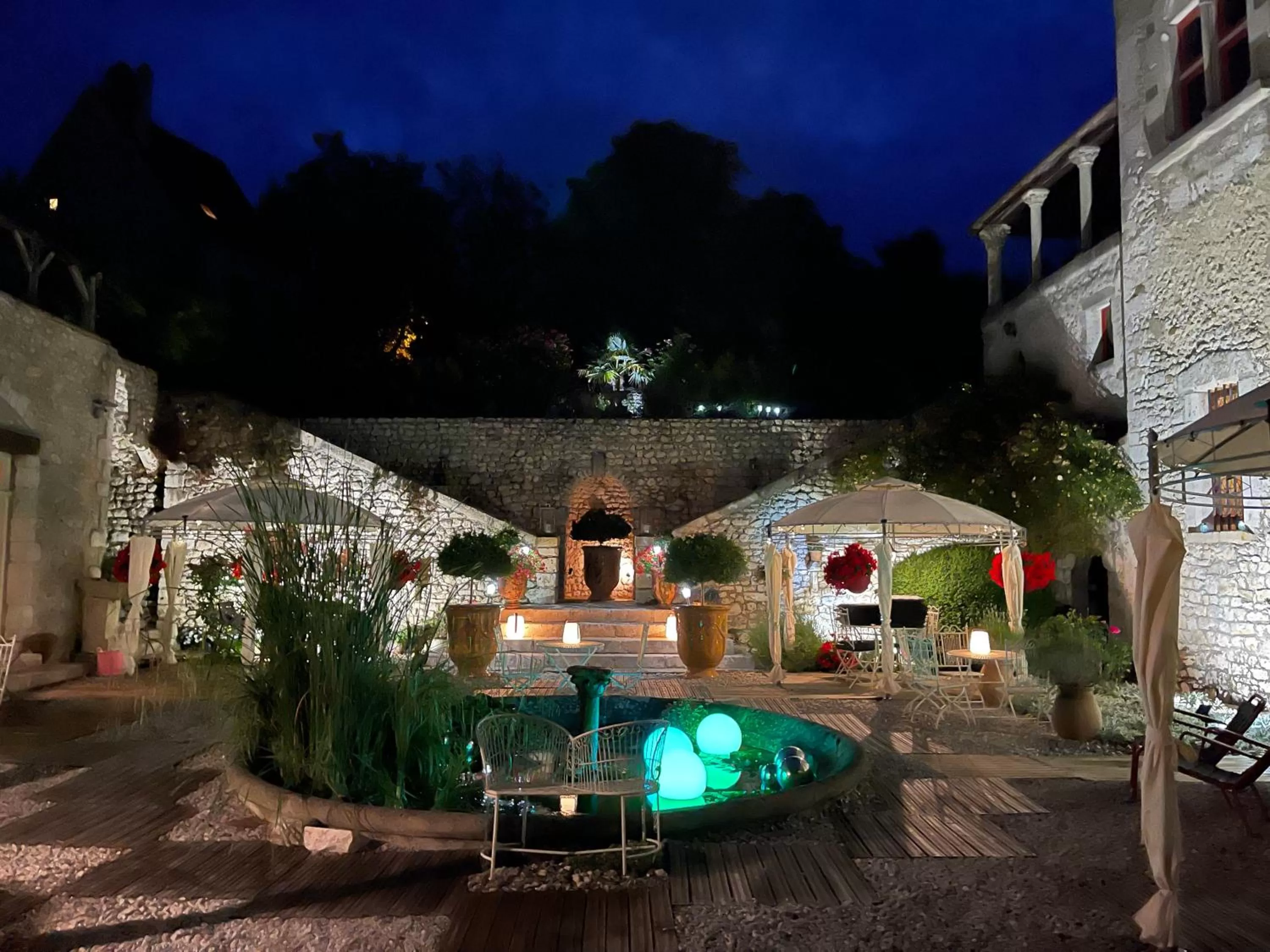 Garden view in Demeure des Vieux Bains