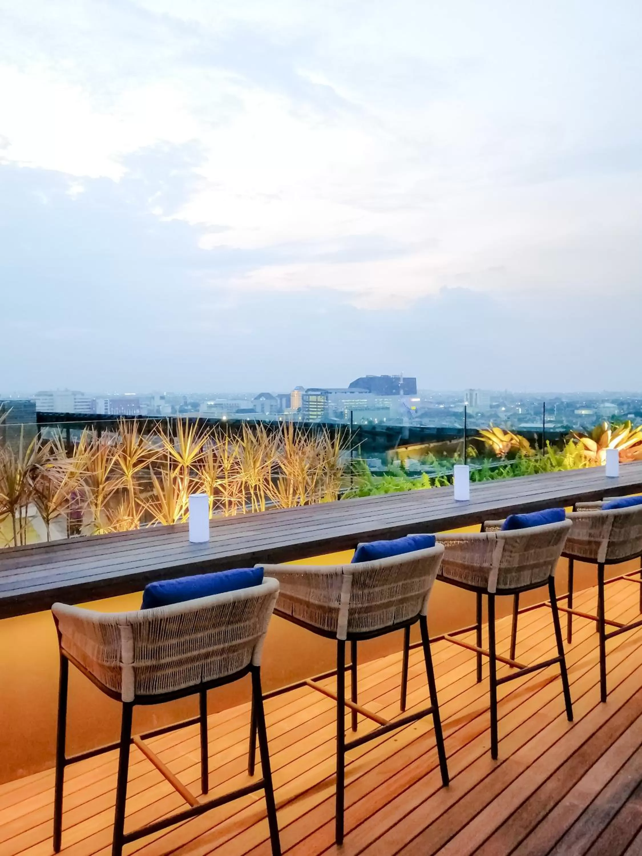 Property building in ARTOTEL Gajahmada Semarang