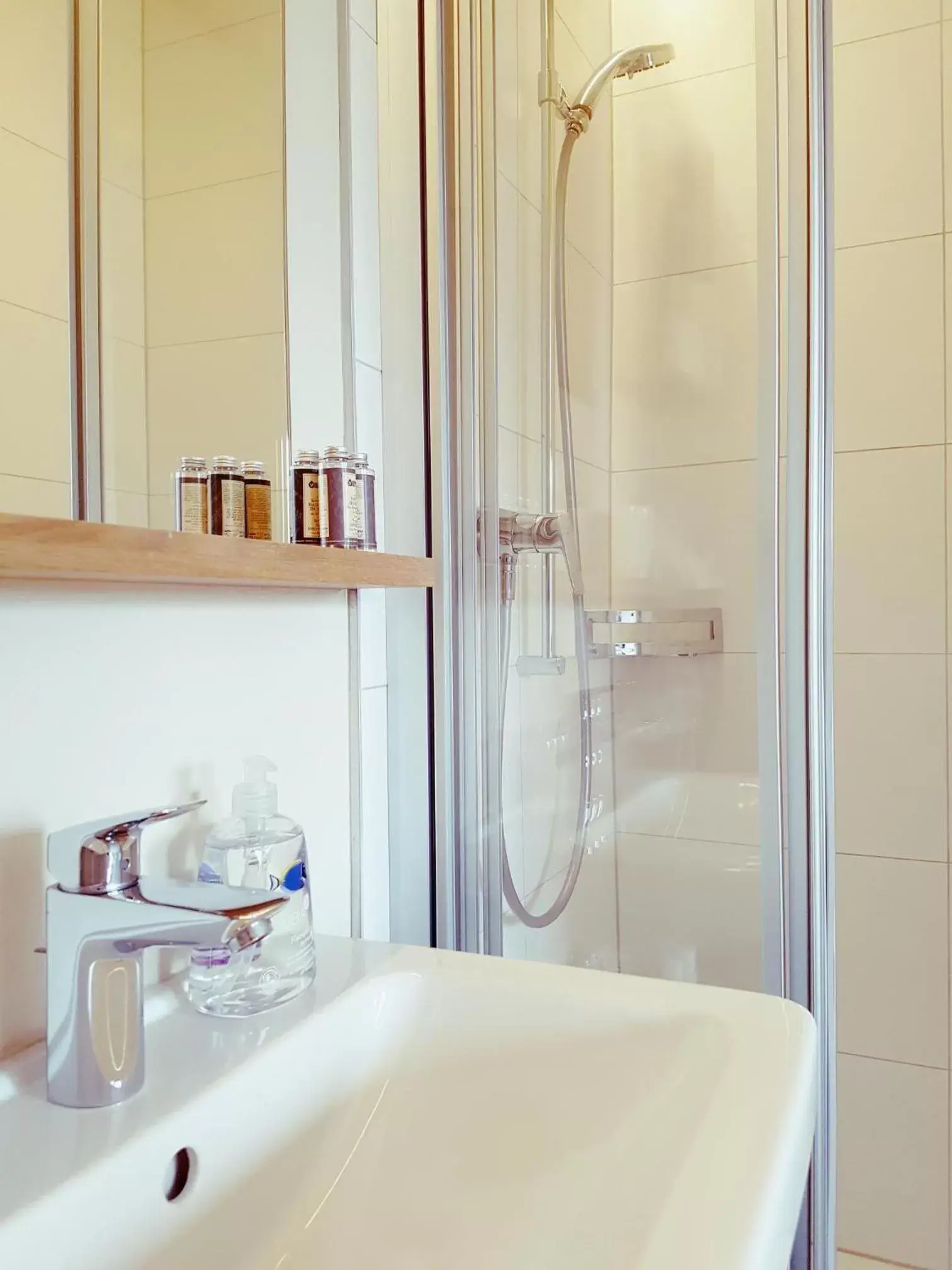 Superior Double Room in Easy-Living Buholz Hoch 12 Superior Double Room in Easy-Living Buholz Hoch 12