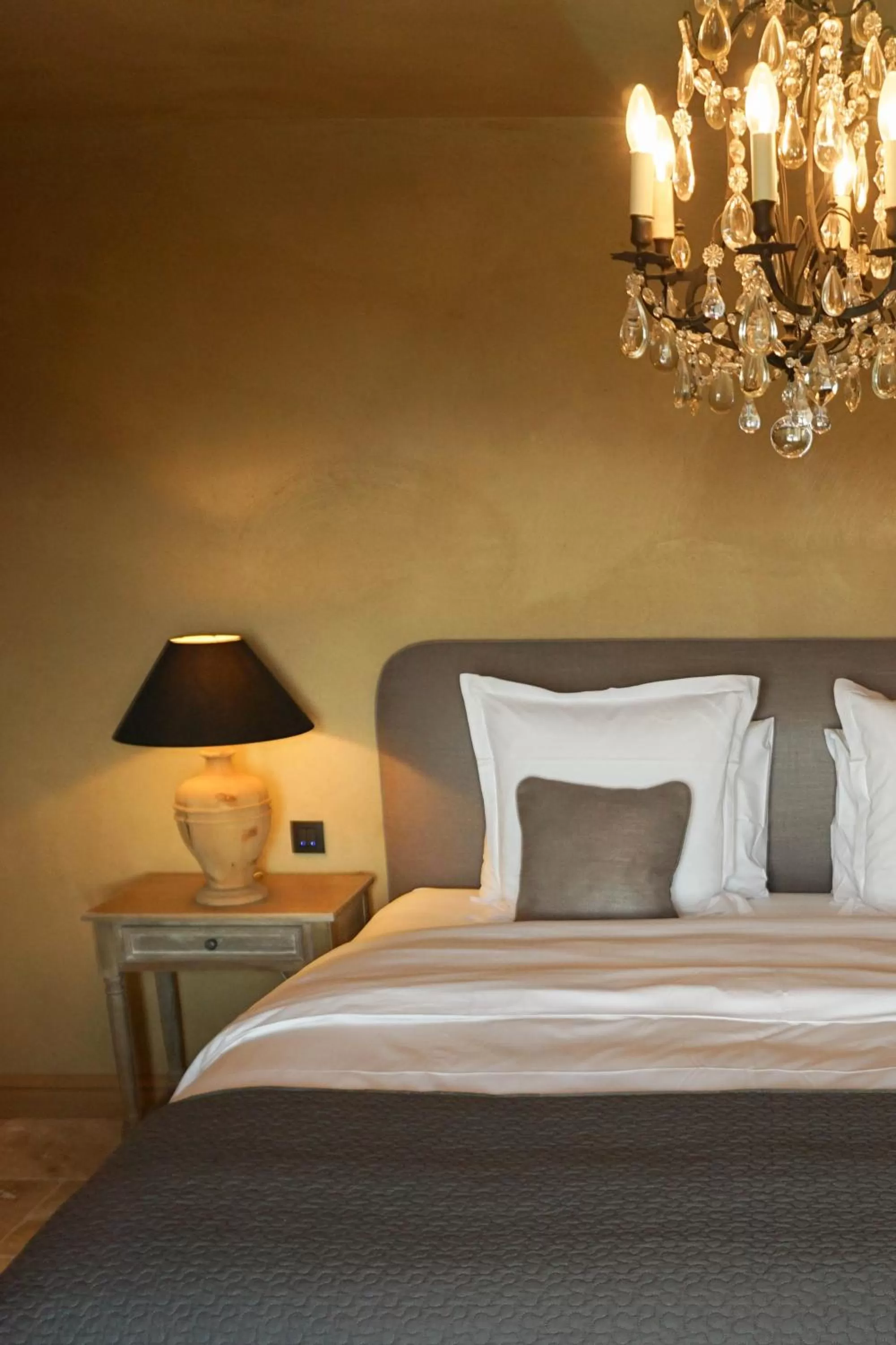 Bed in Boutique Hotel De Brakelhoen