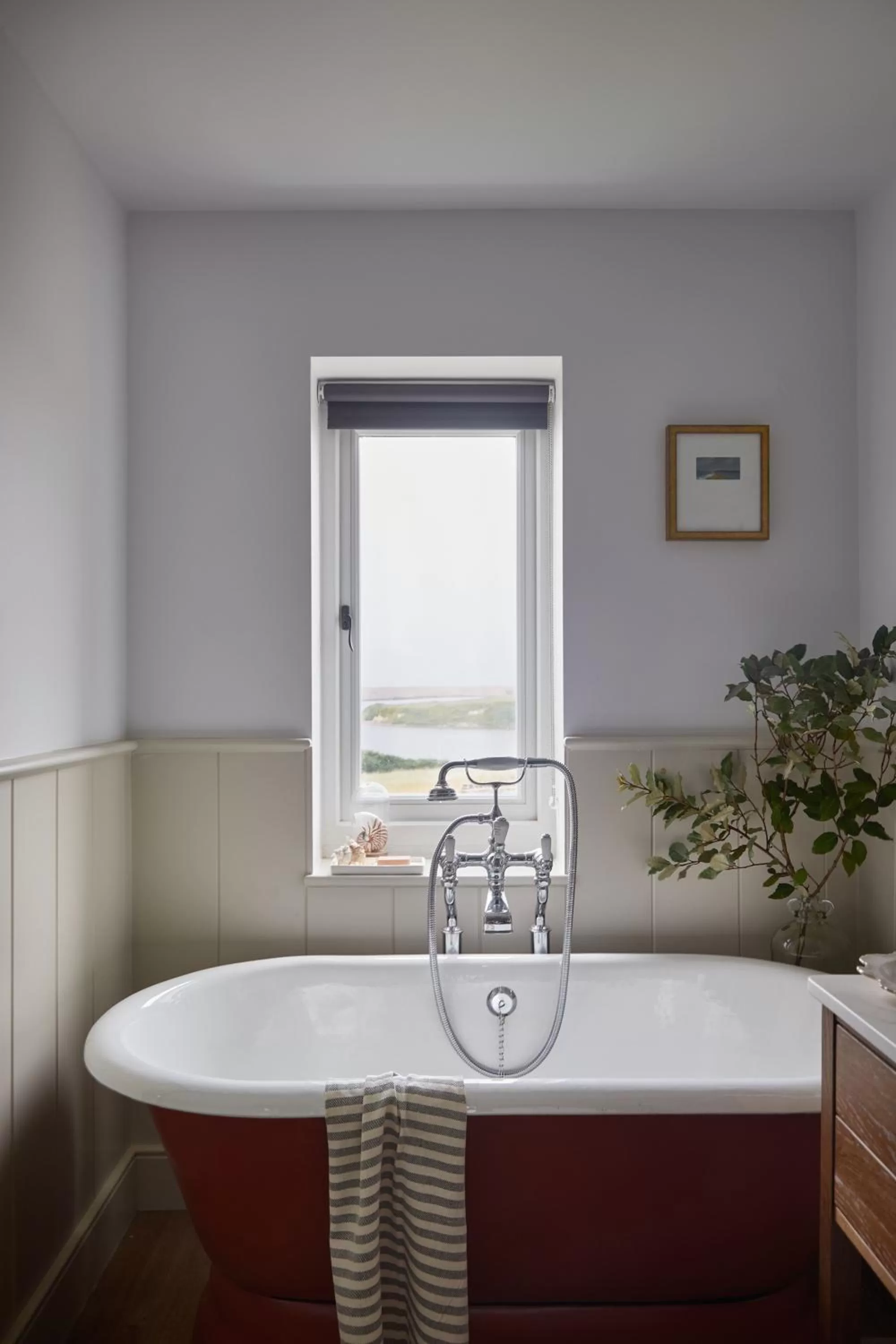 Bathroom in Moonfleet Manor Hotel