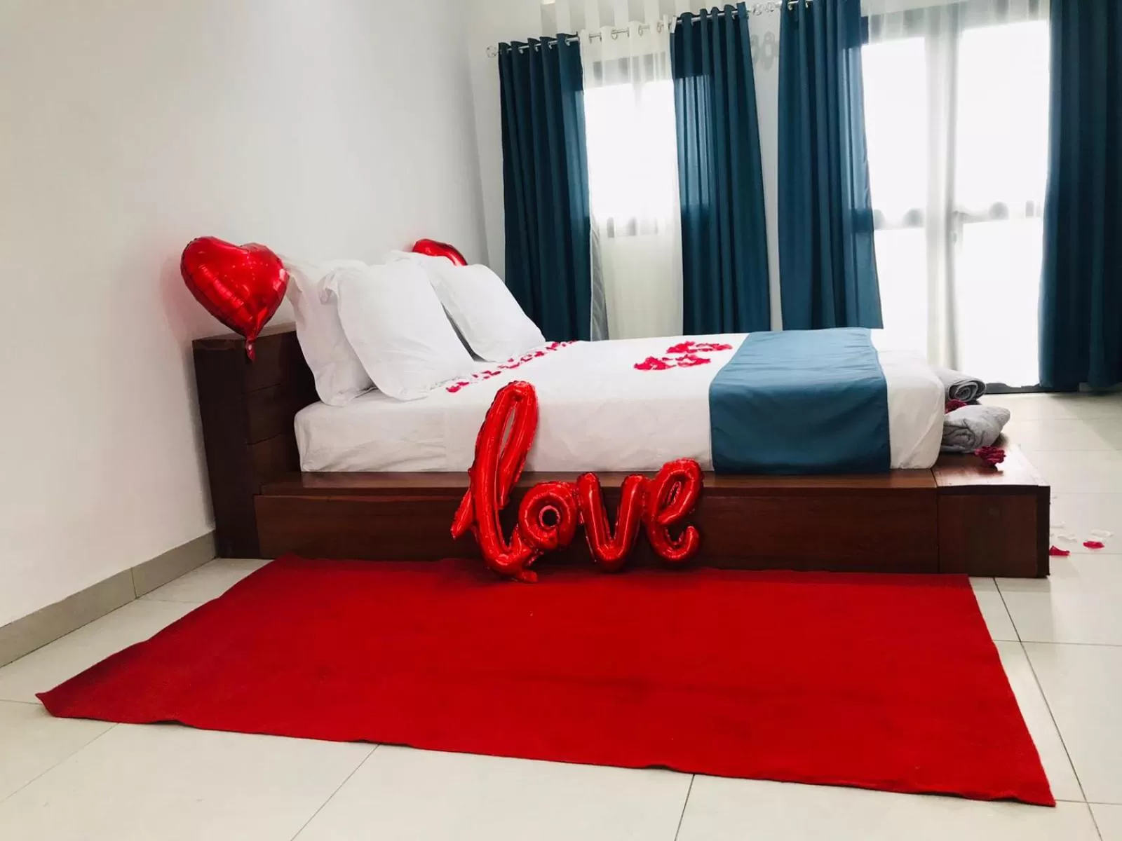 Bed in Le Majestic Toamasina Hotel