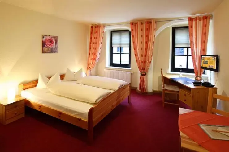 Hotel-Pension zum Markt Hotel-Pension zum Markt