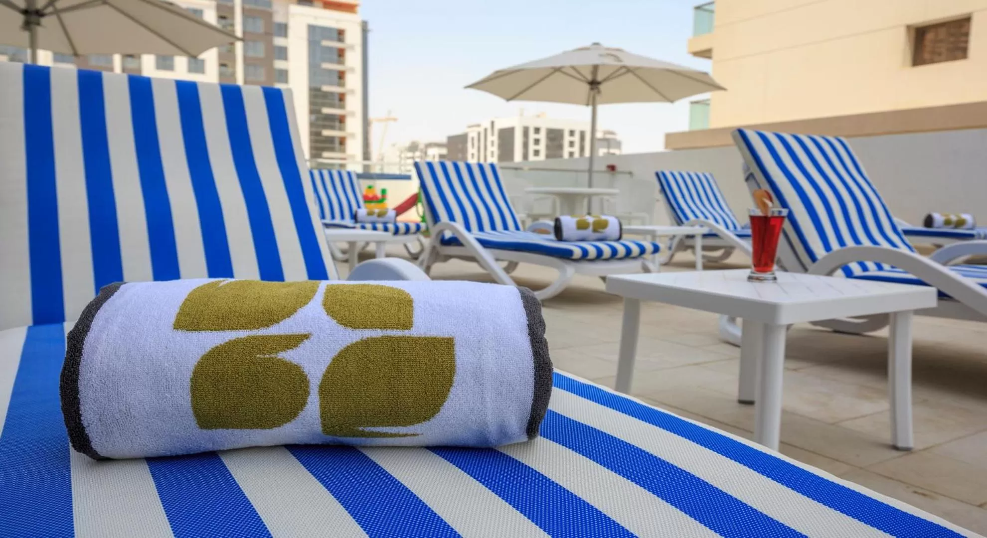 Swimming pool in Rose Executive Hotel - DWTC