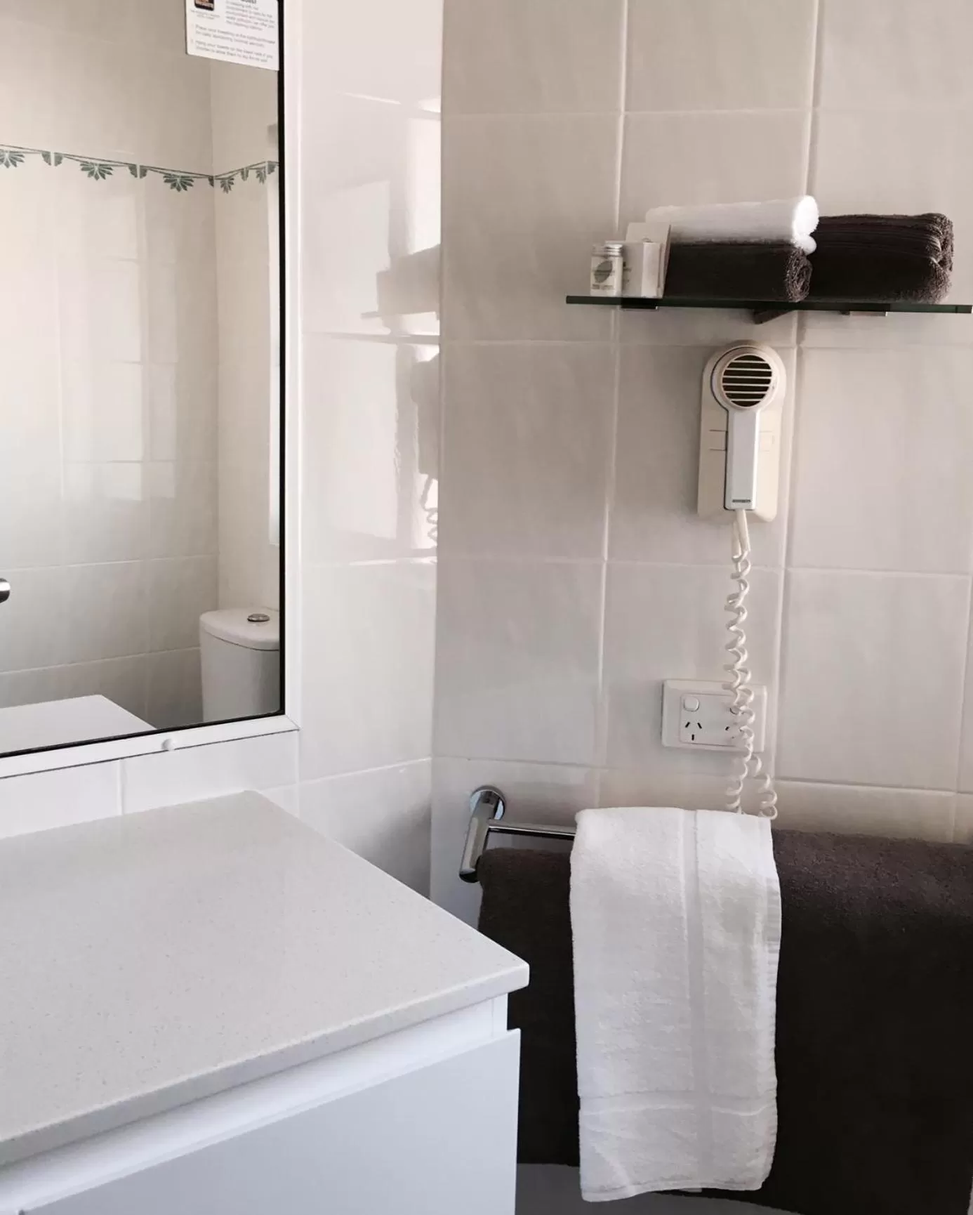 Bathroom in Fairway Motor Inn