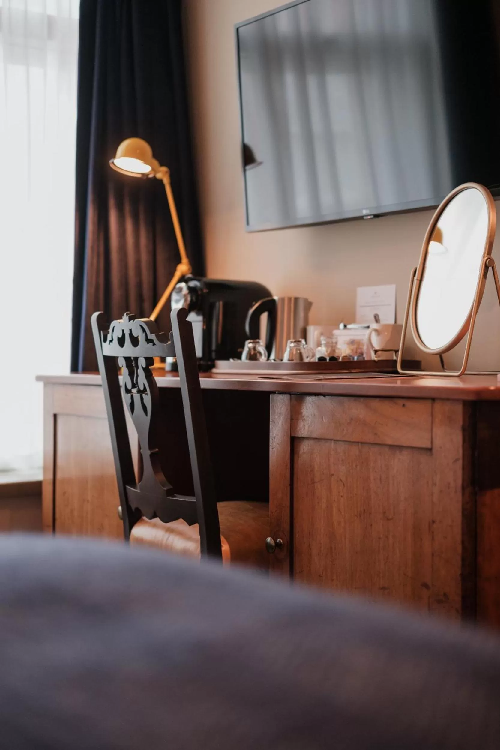 hair dresser in The Sanctuary House Hotel