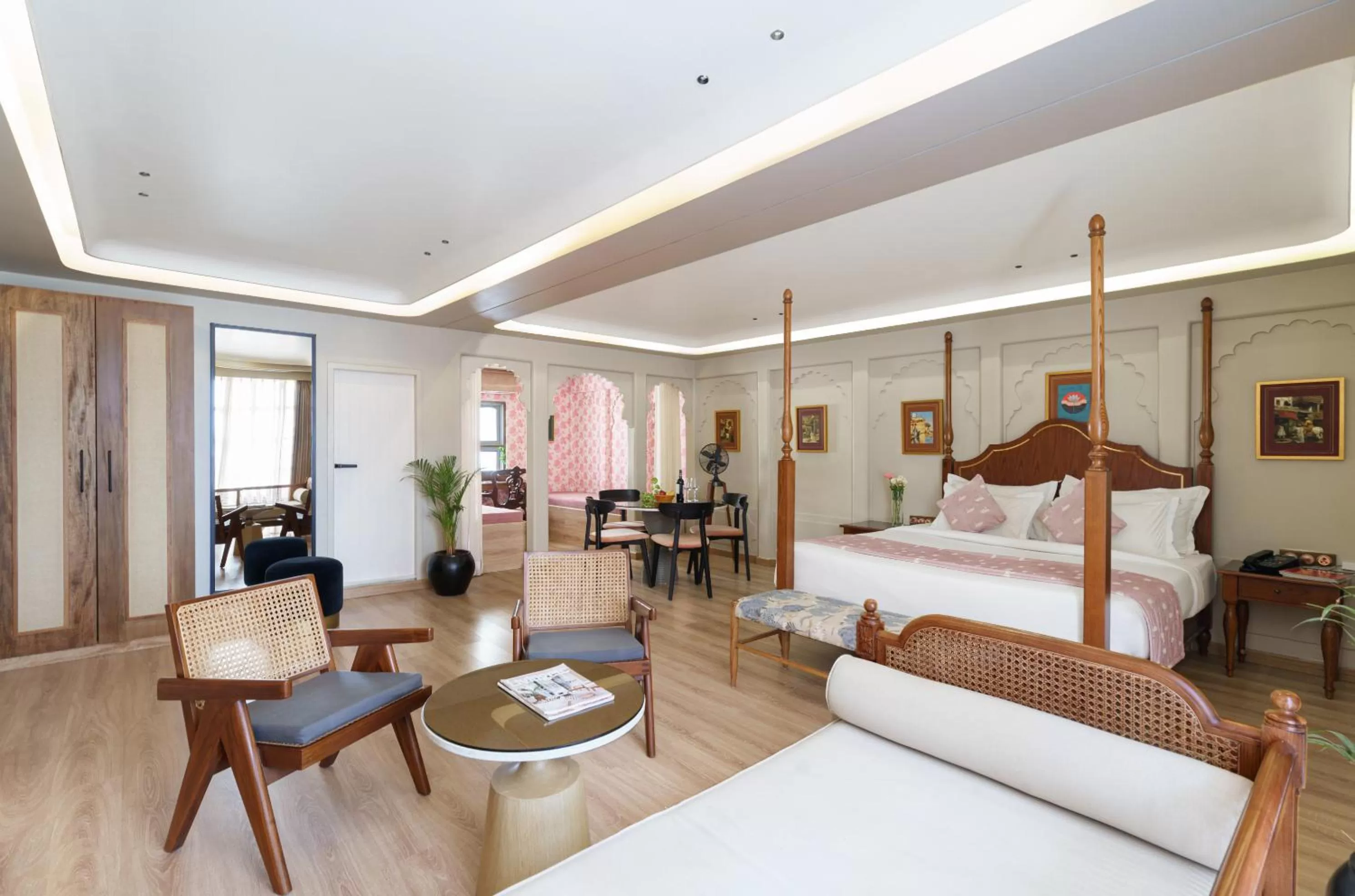 Bed in The Red Pier - My Downtown Hotels