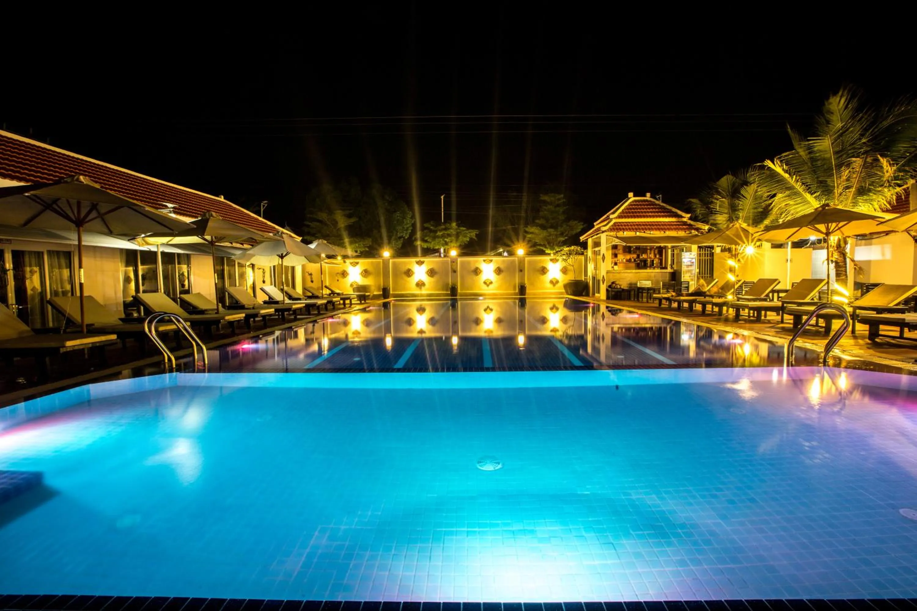Swimming pool in Good Time Resort