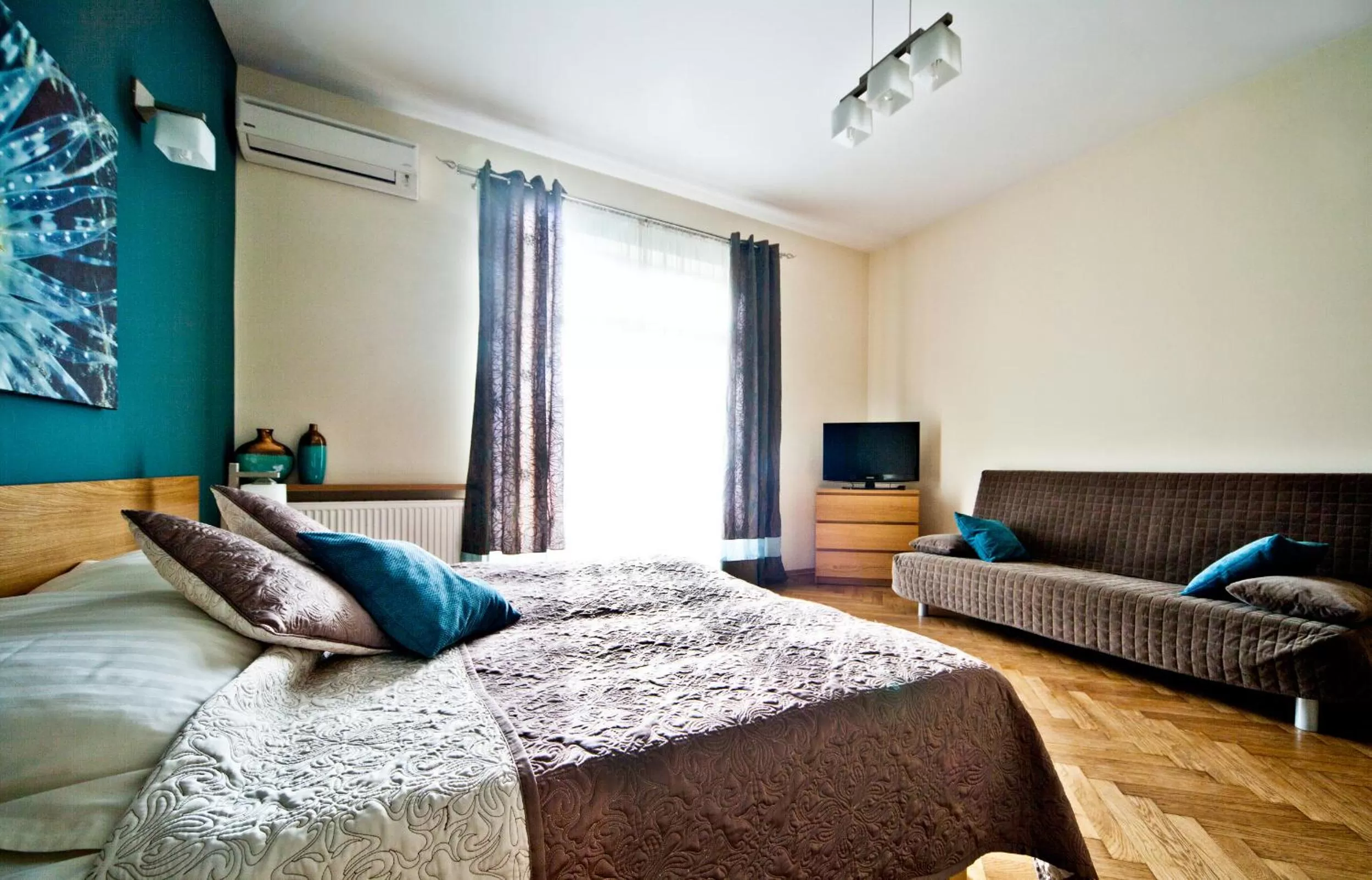 Photo of the whole room, Bed in 4Seasons﻿ Apartments Cracow