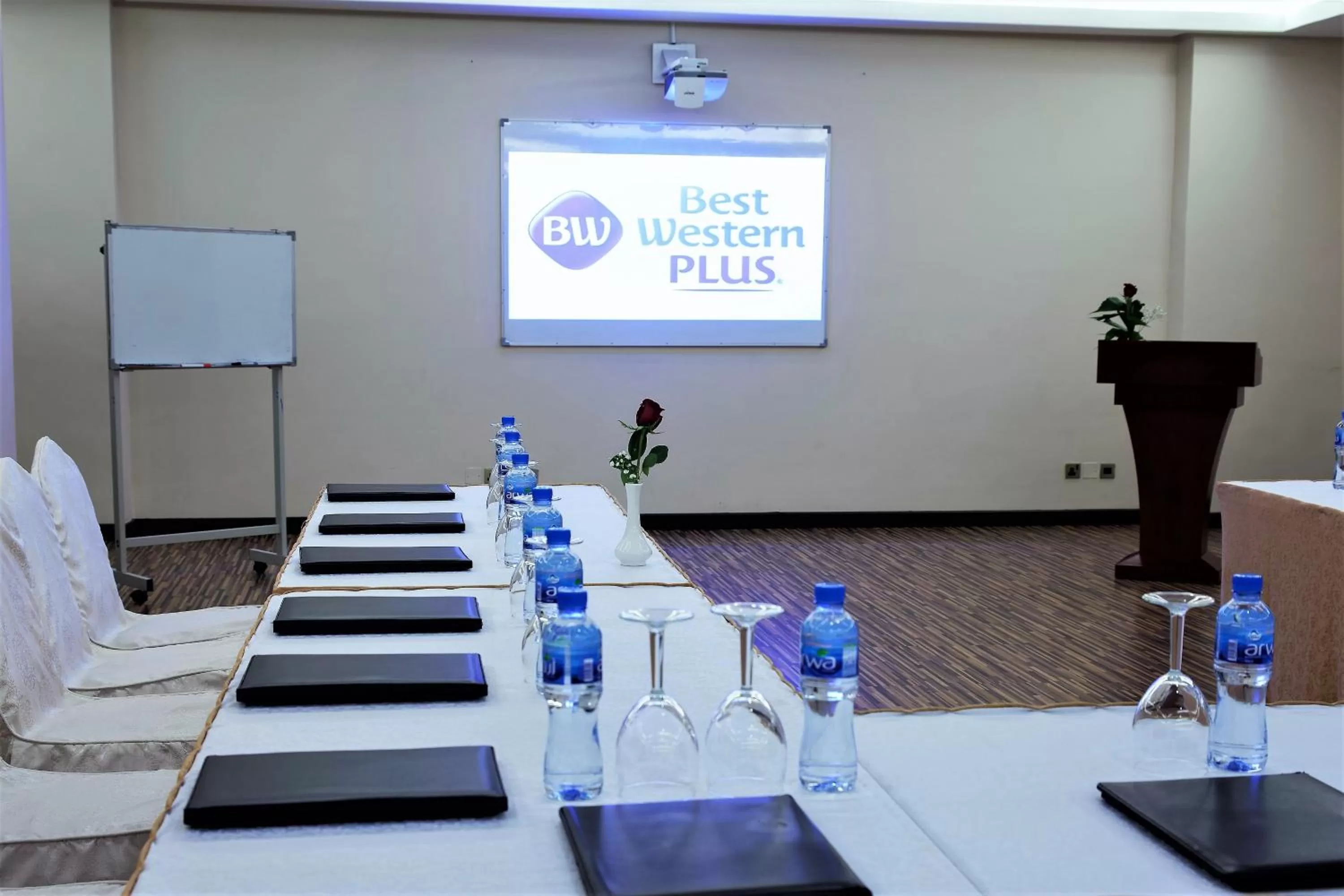 Meeting/conference room in Best Western Plus Mahboula