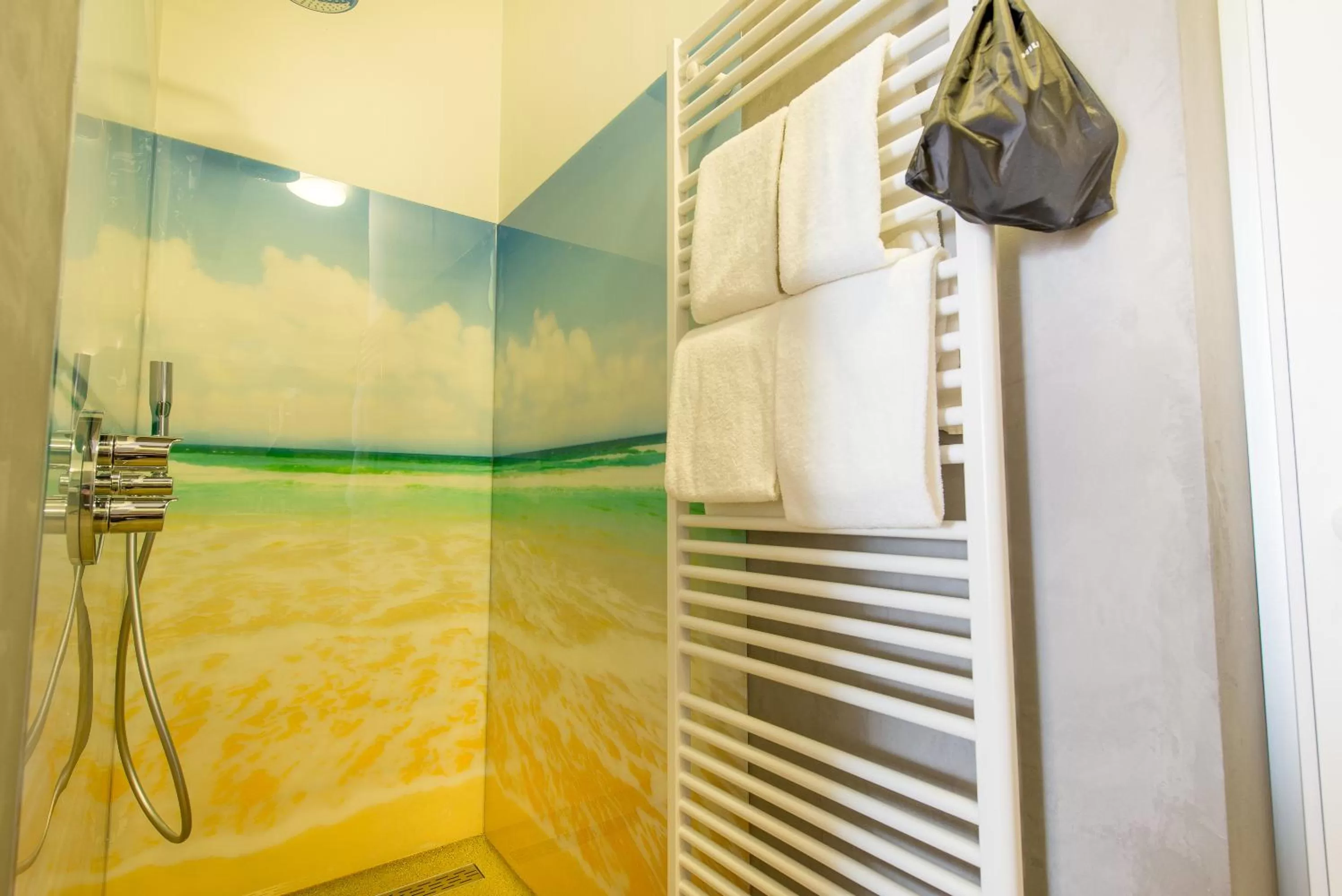 Shower in Boutique Hotel De Eilanden