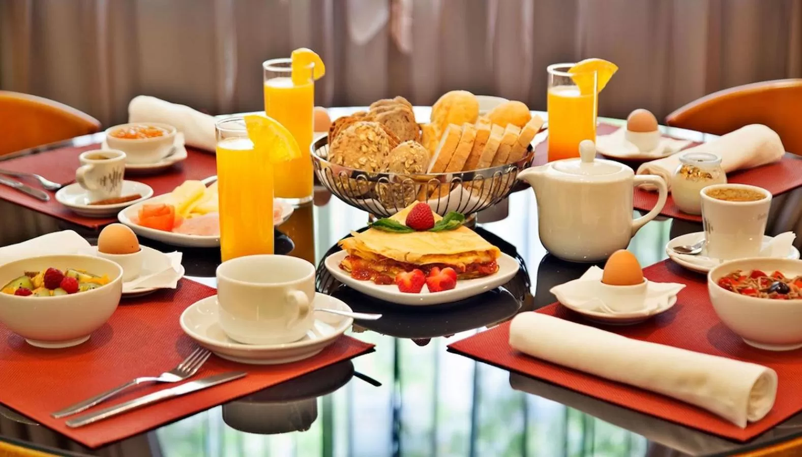 Food and drinks in SANA Reno Hotel