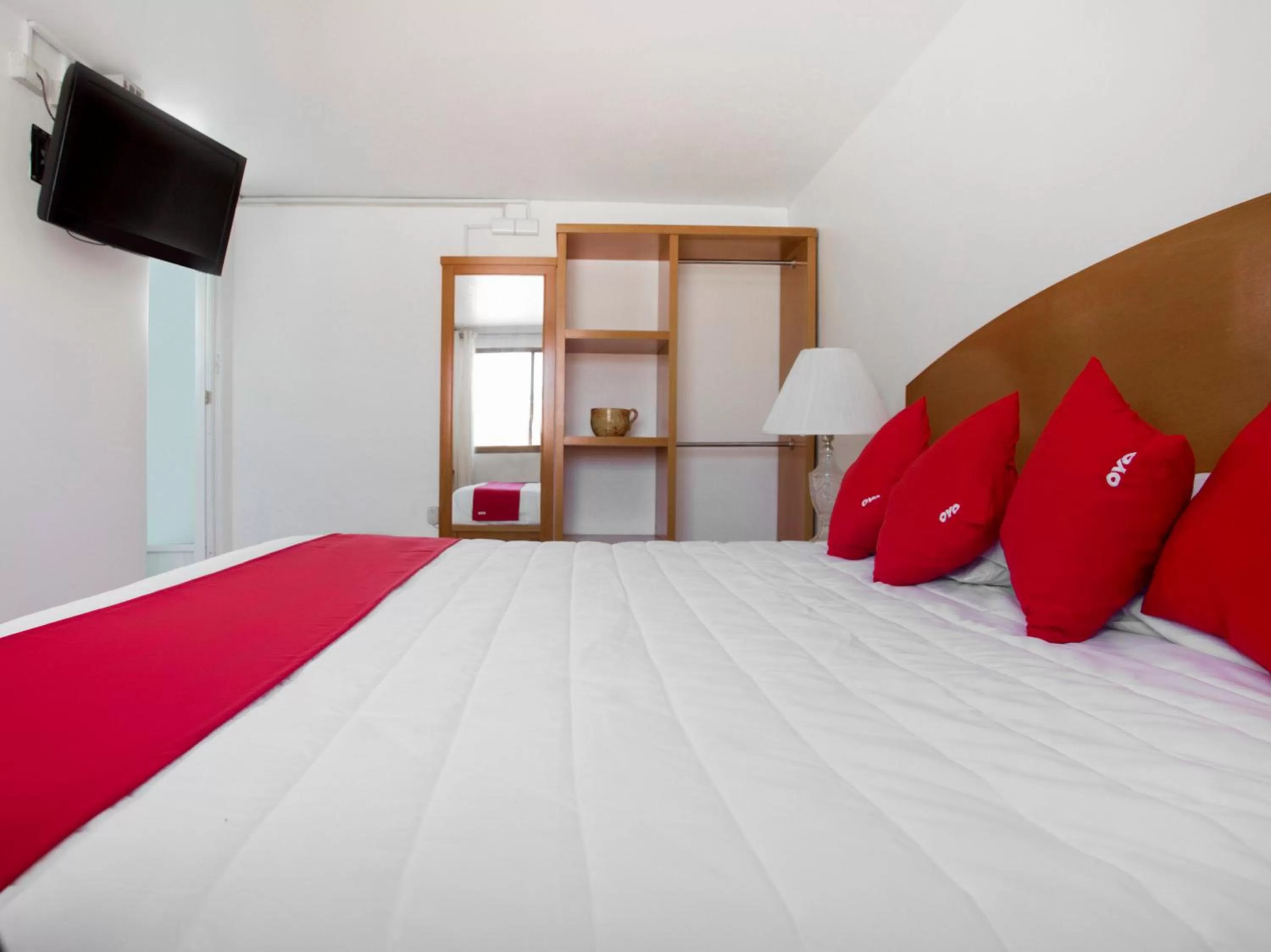 Bedroom in OYO Hotel Montes, Atlixco Puebla