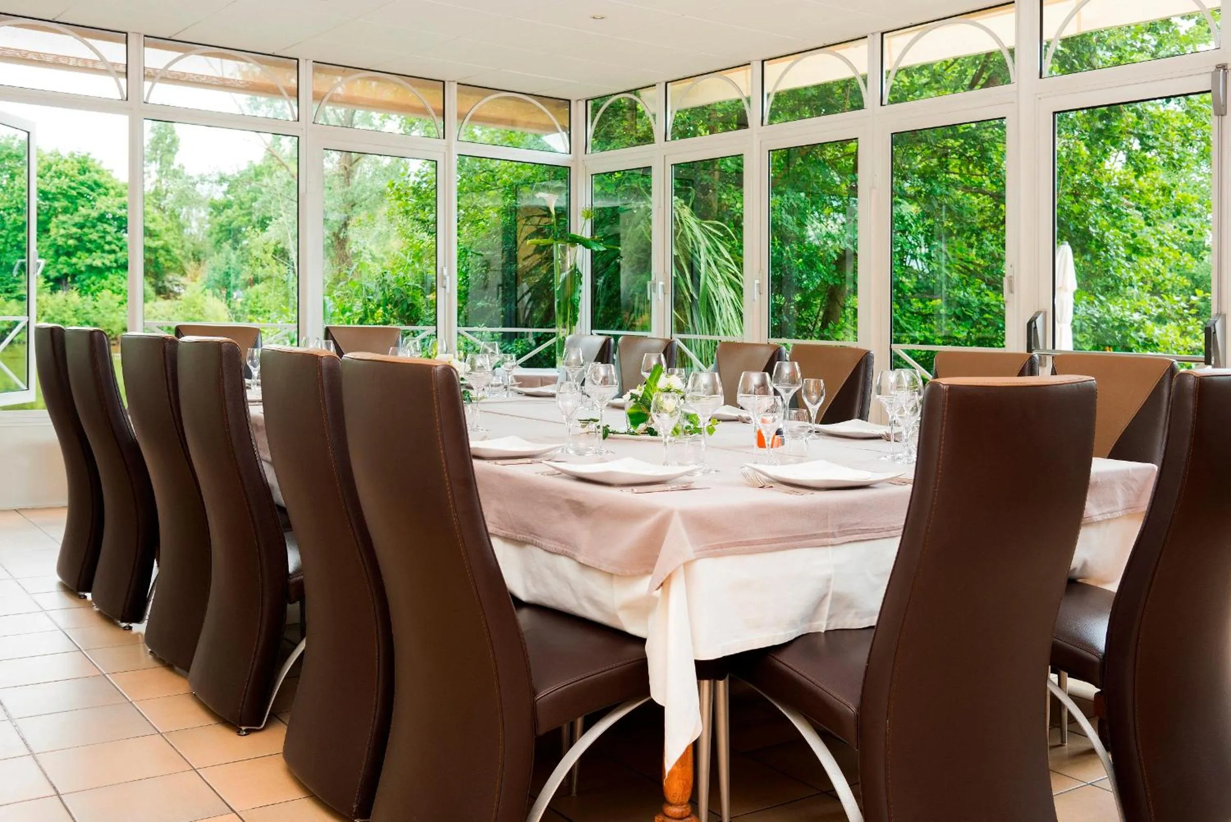 Banquet/Function facilities in Le Germinal