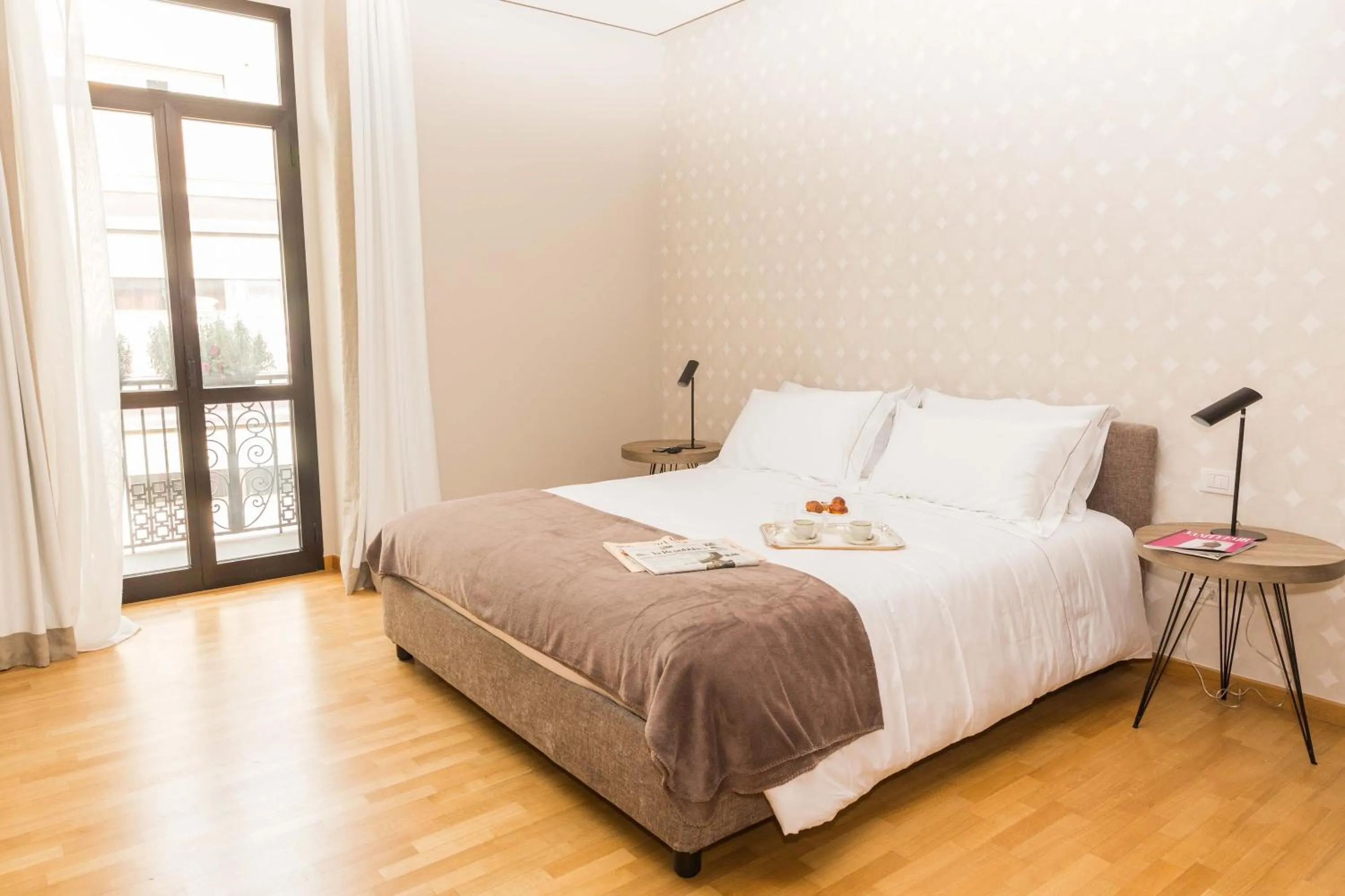 Superior Double Room in 200 ROOMS & TERRACE