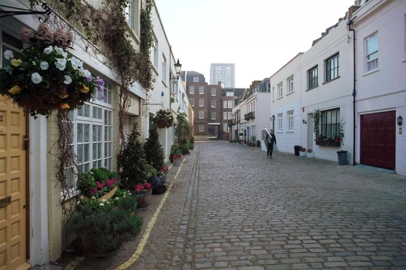 Day in Hyde Park Radnor Hotel B&B