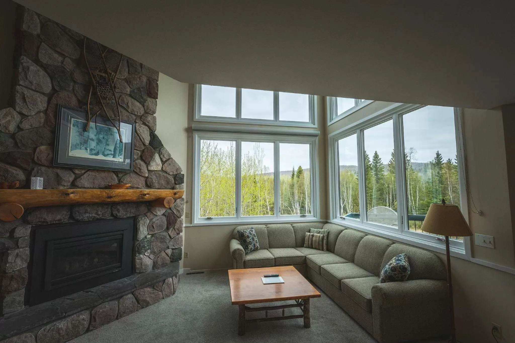 Seating Area in Caribou Highlands Lodge