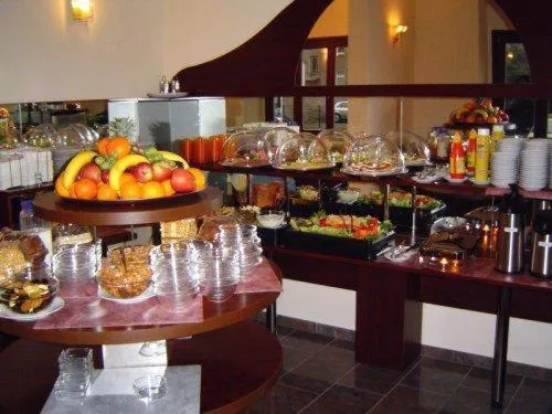 Restaurant/places to eat in Hotel Orion Berlin