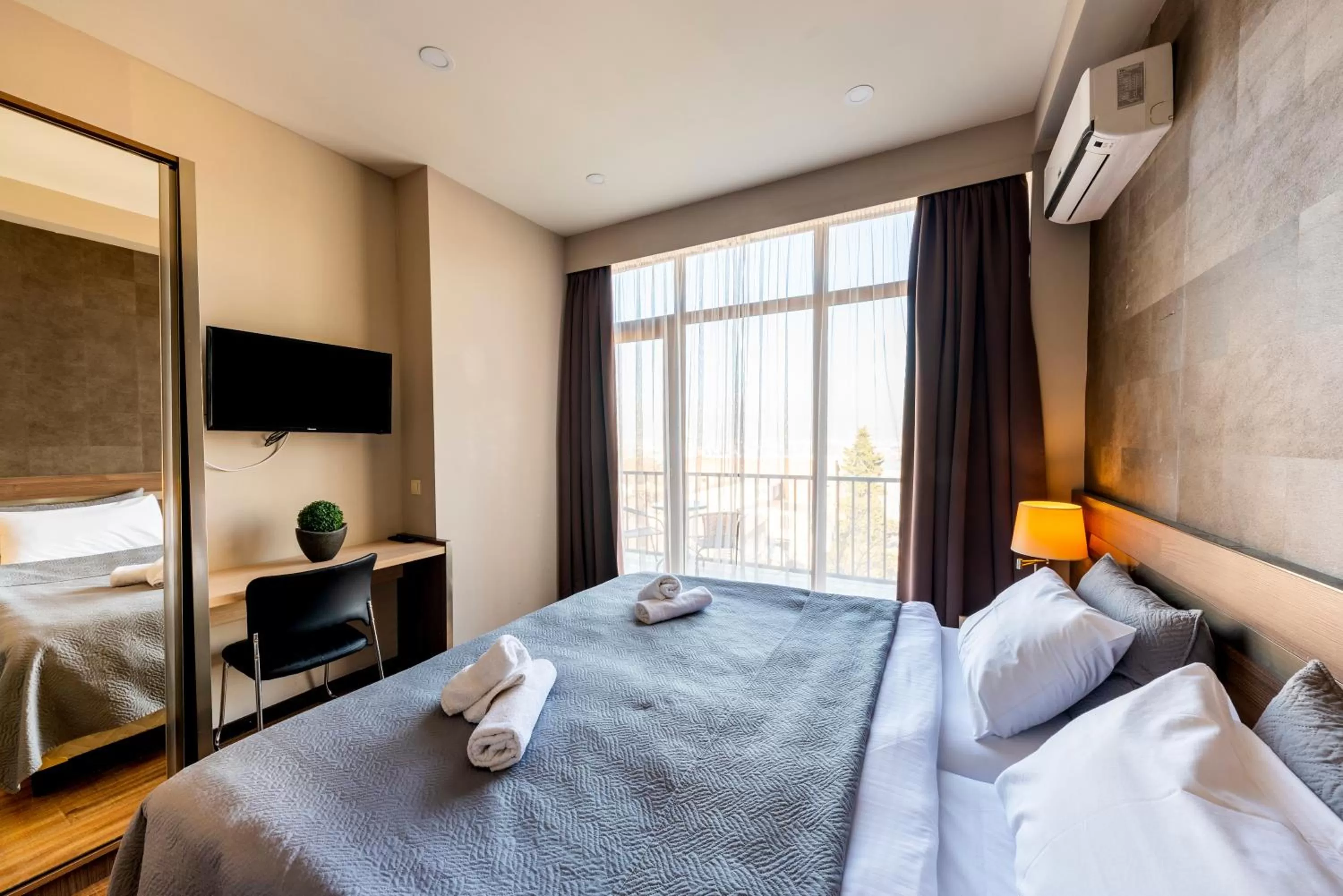 Bedroom, Bed in Sani Apart Hotel