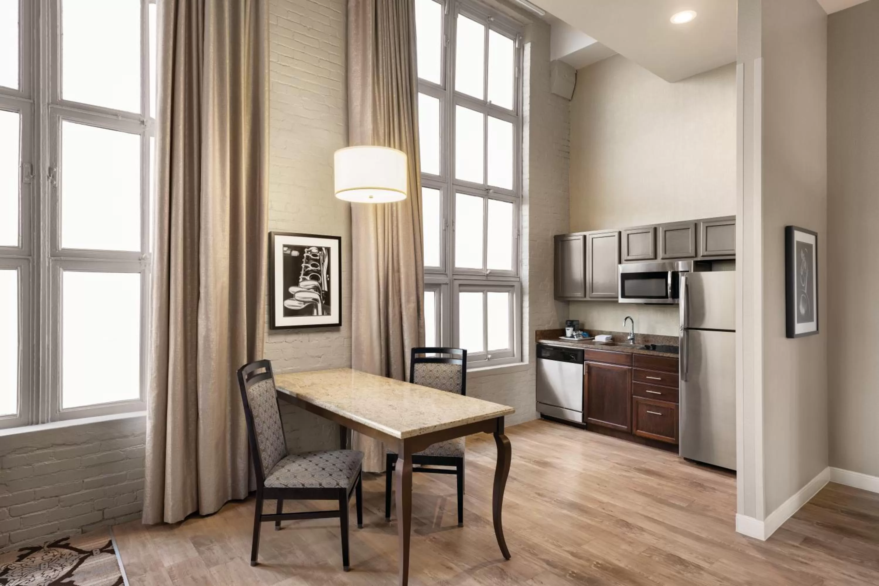 Kitchen or kitchenette in Hampton Inn and Suites New Orleans Convention Center