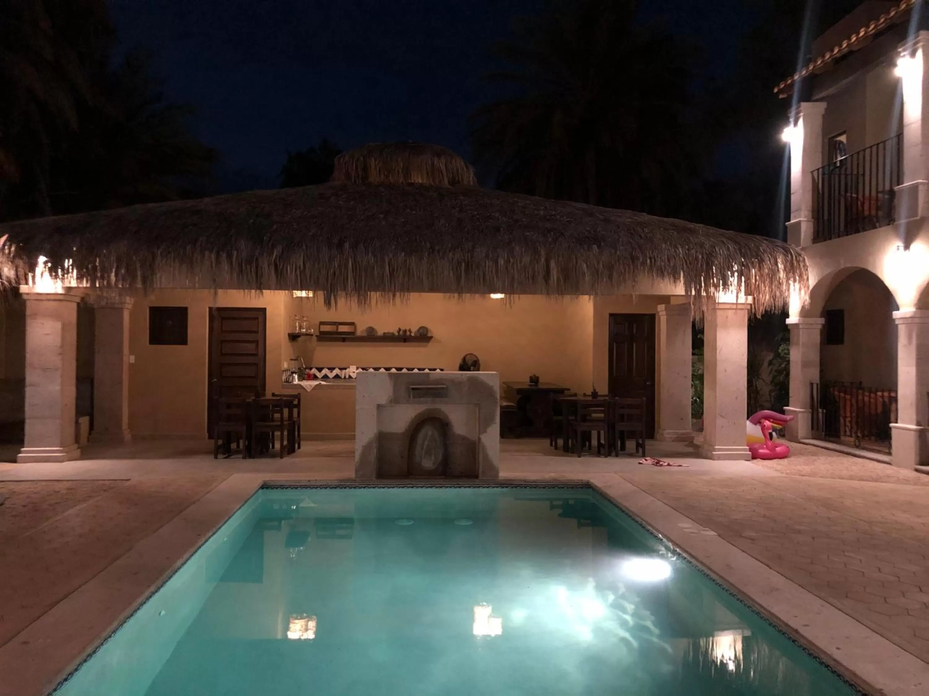 Swimming pool in Hotel 1697 Loreto