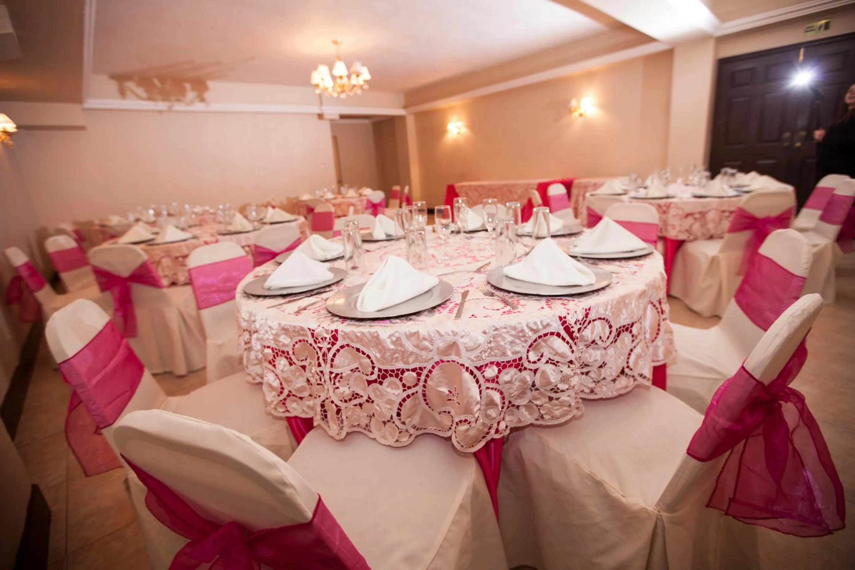 Business facilities in Hotel El Camino Inn & Suites