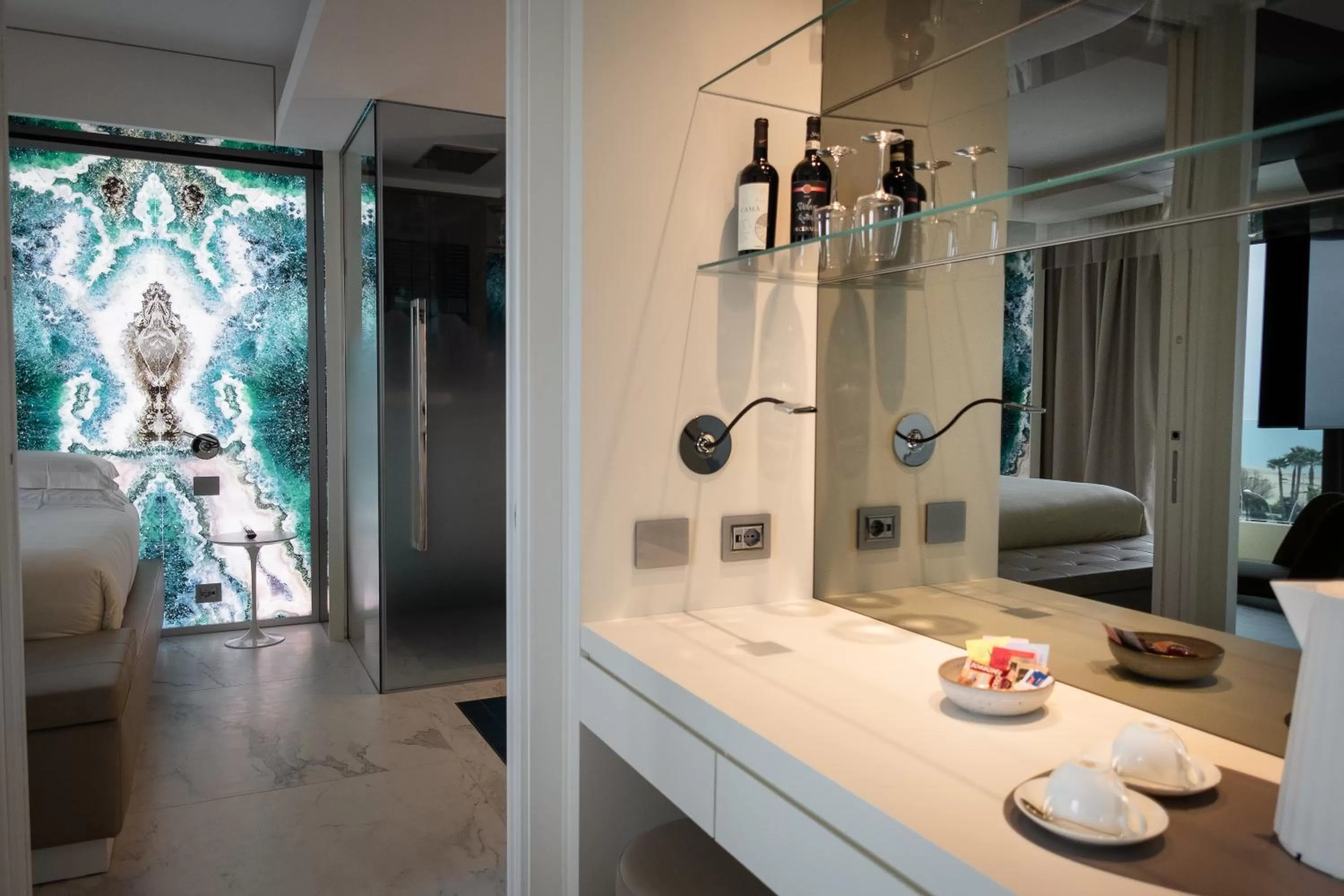 Shower in Ghibli Hotel