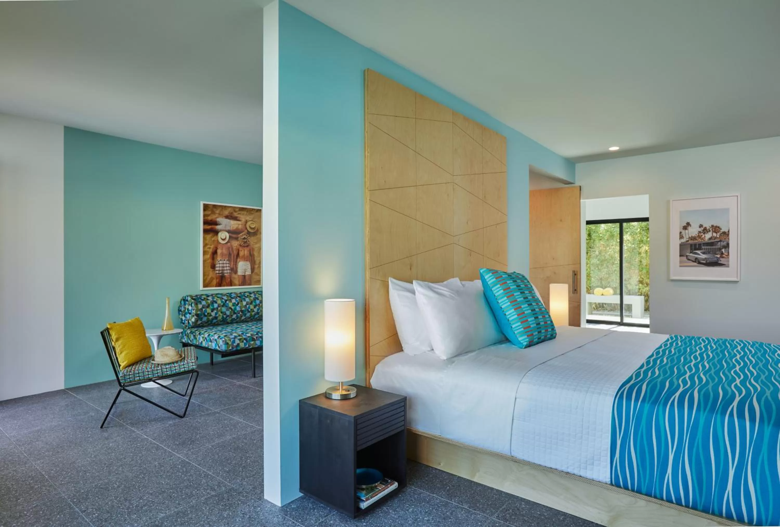 Patio, Bed in Twin Palms Resort - A Gay Men's Resort