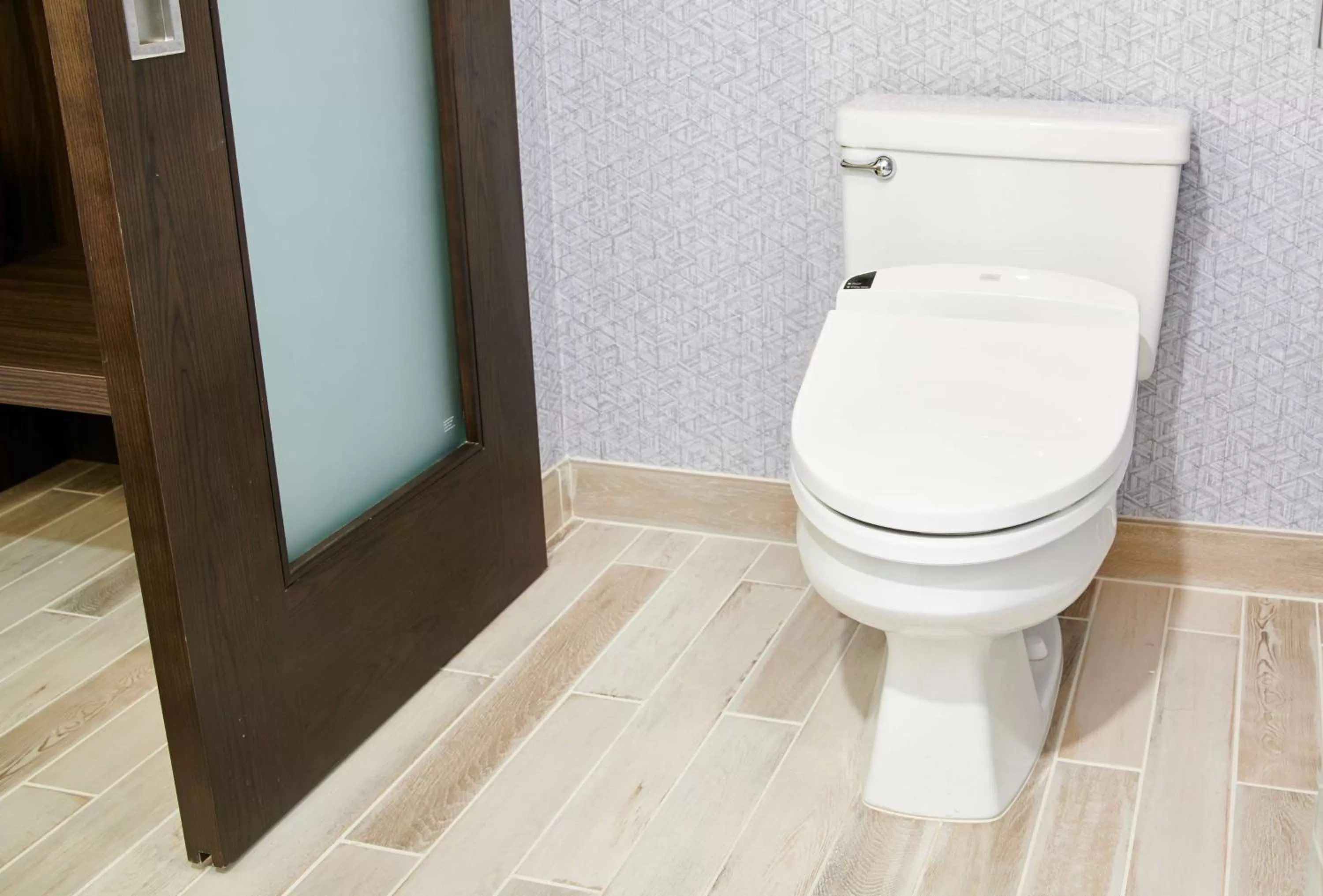 Bathroom in OUTRIGGER Waikiki Beachcomber Hotel