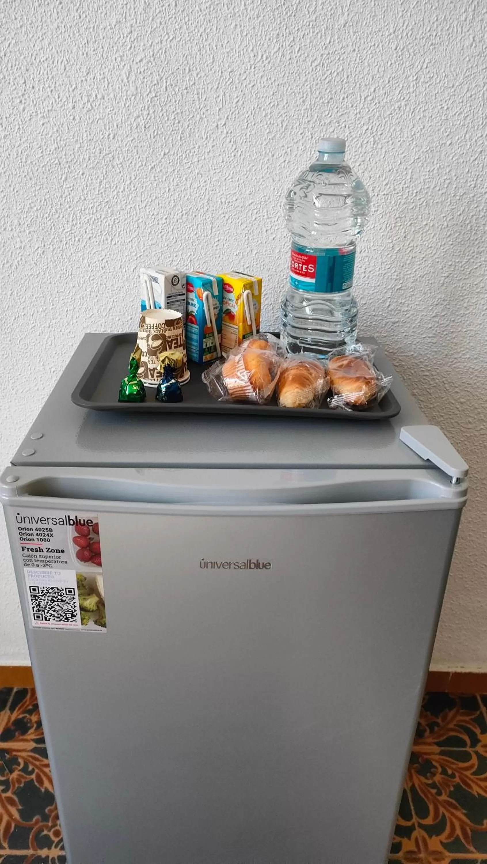 Breakfast in Pensión Benavente AP-7 3min coche Playa 5 min Self check-in 24h