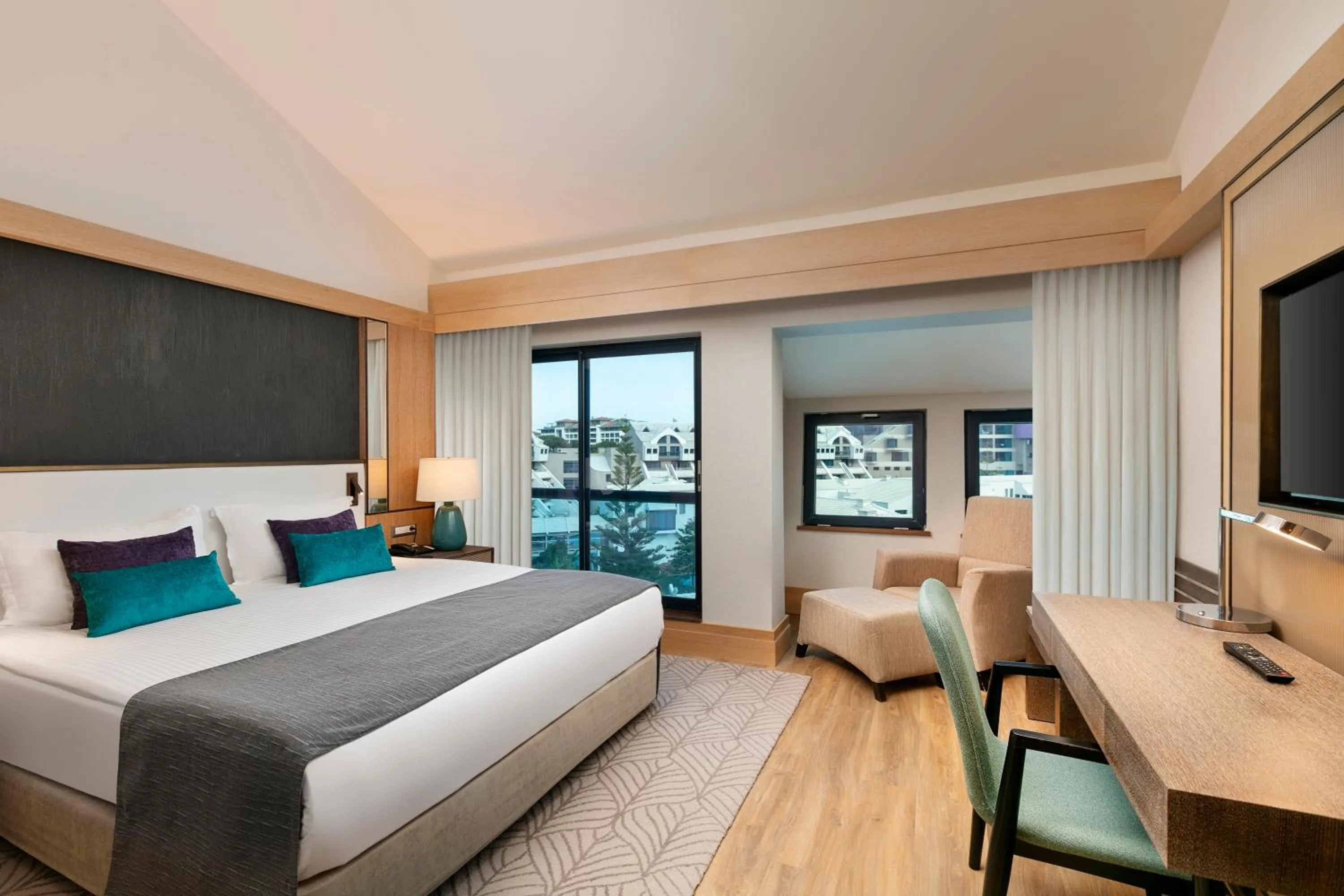 Bedroom, Bed in Susesi Luxury Resort