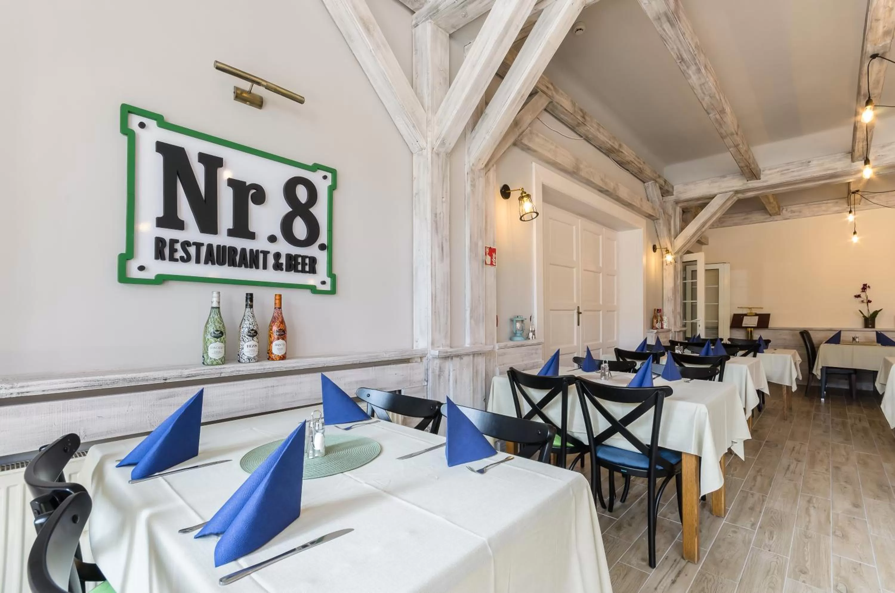 Restaurant/places to eat in Park Hotel Ambrózia