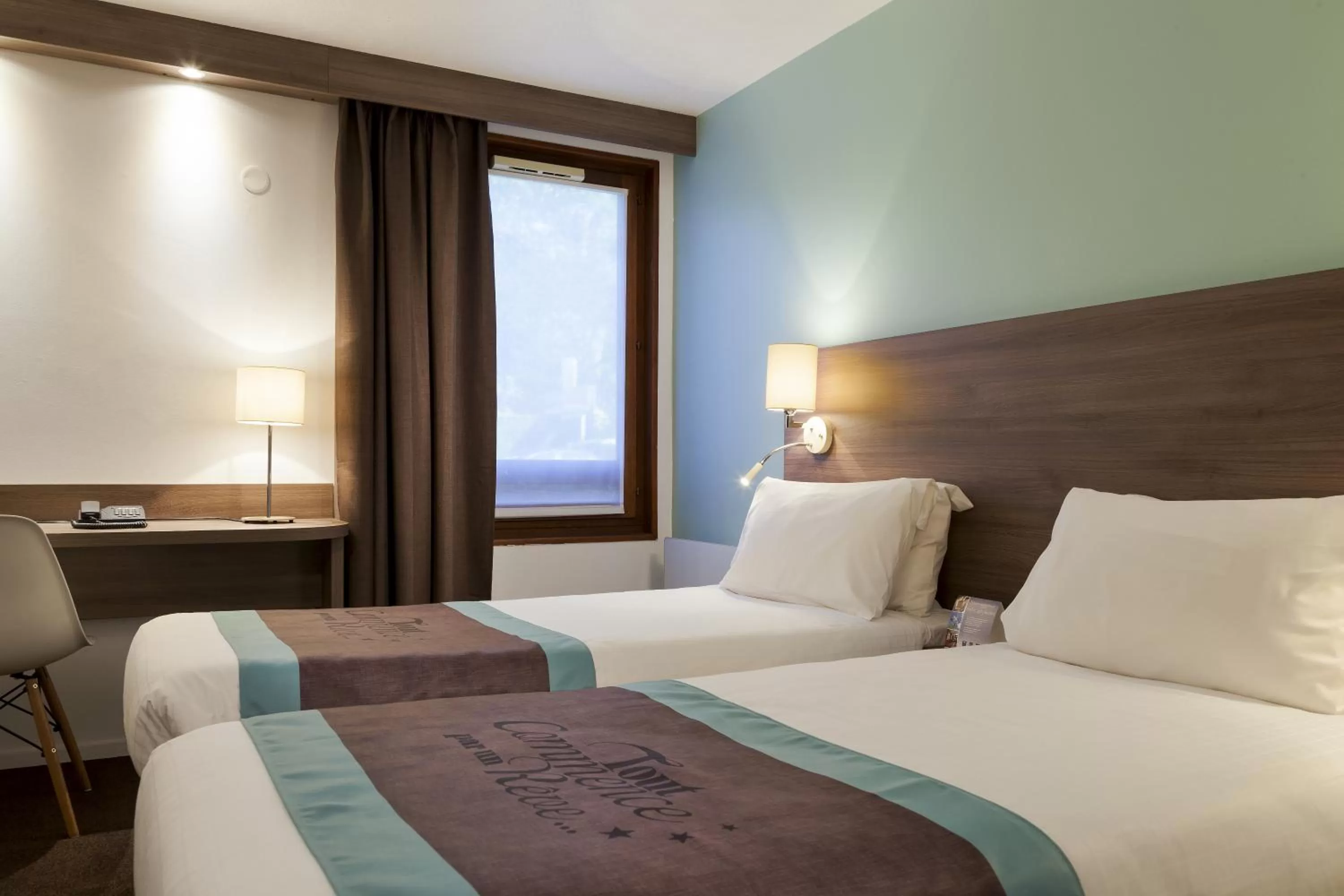 Photo of the whole room, Bed in Kyriad Lille - Mons en Baroeul