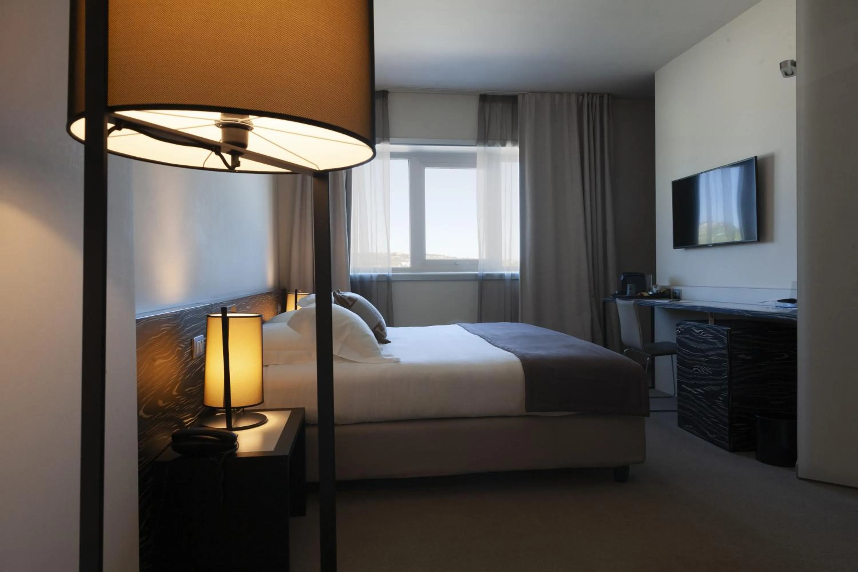 Bed in G Hotel Ancona