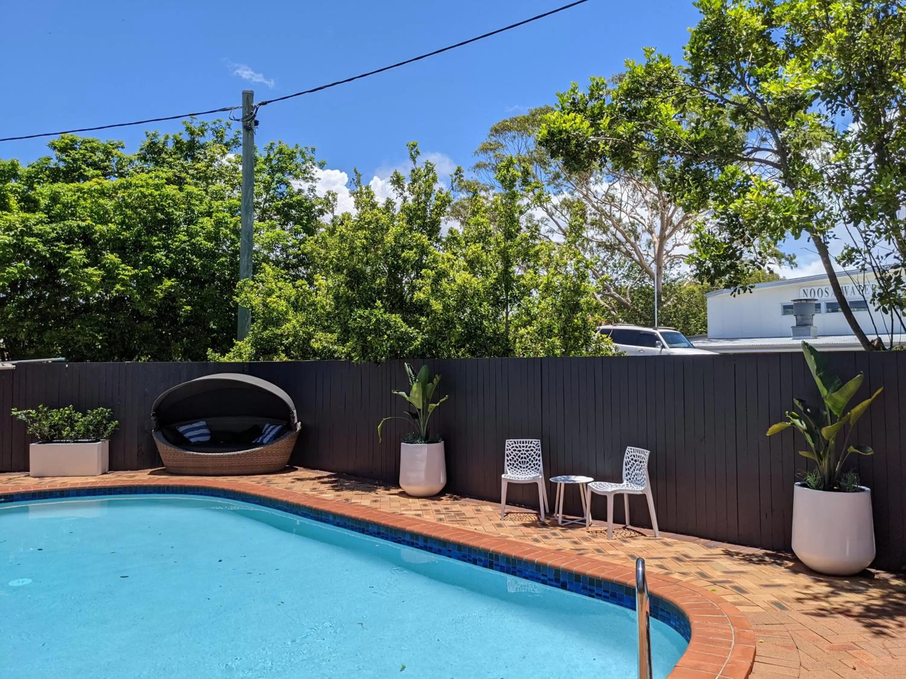 Swimming pool in Noosa Sun - On the Noosa River