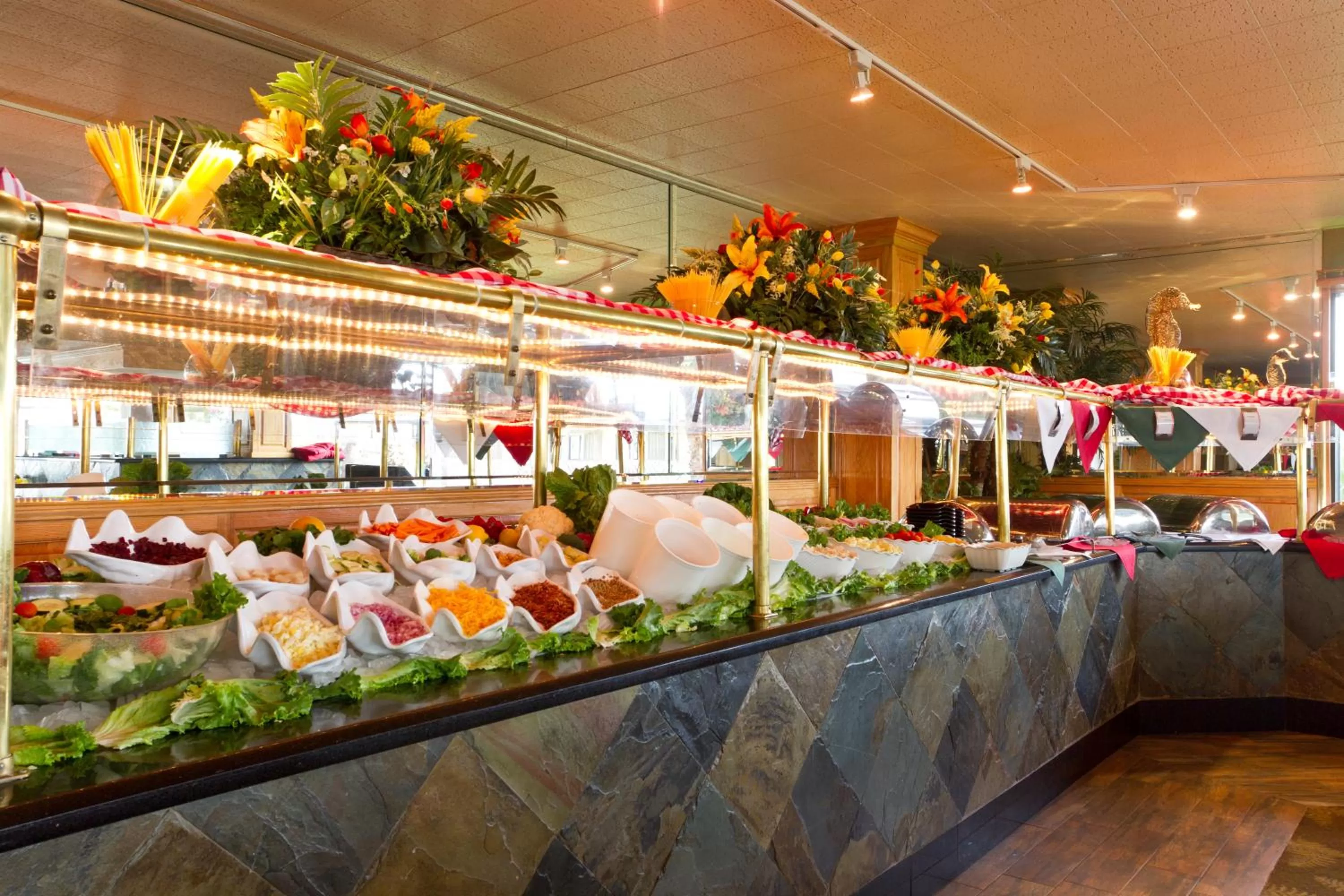 Restaurant/places to eat in Isla Grand Beach Resort