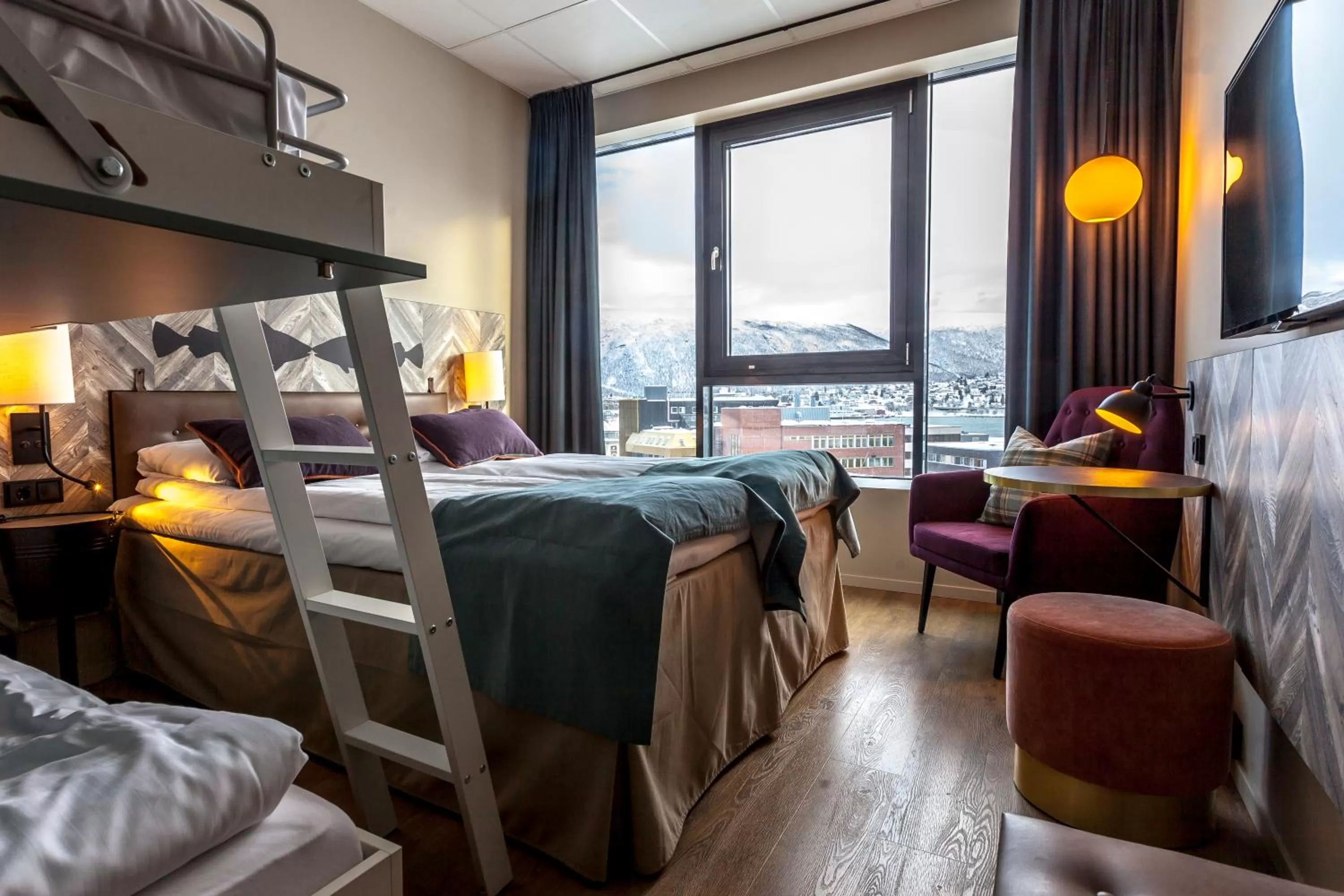 View (from property/room), Bed in Quality Hotel Grand Tromsø